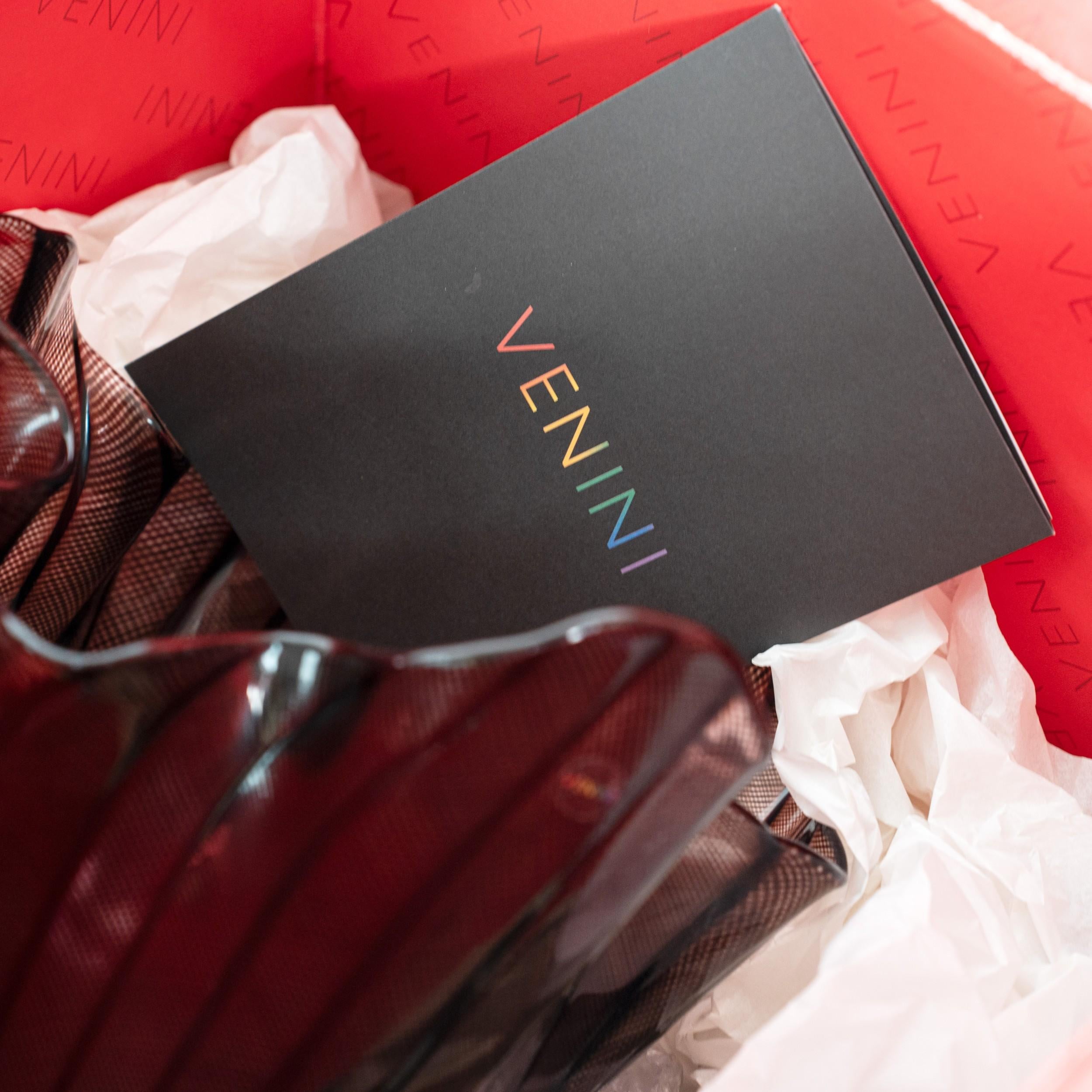 VENINI Fazzoletto Zanfirico en verre de Murano, édition limitée 16/199, 2016. en vente 1