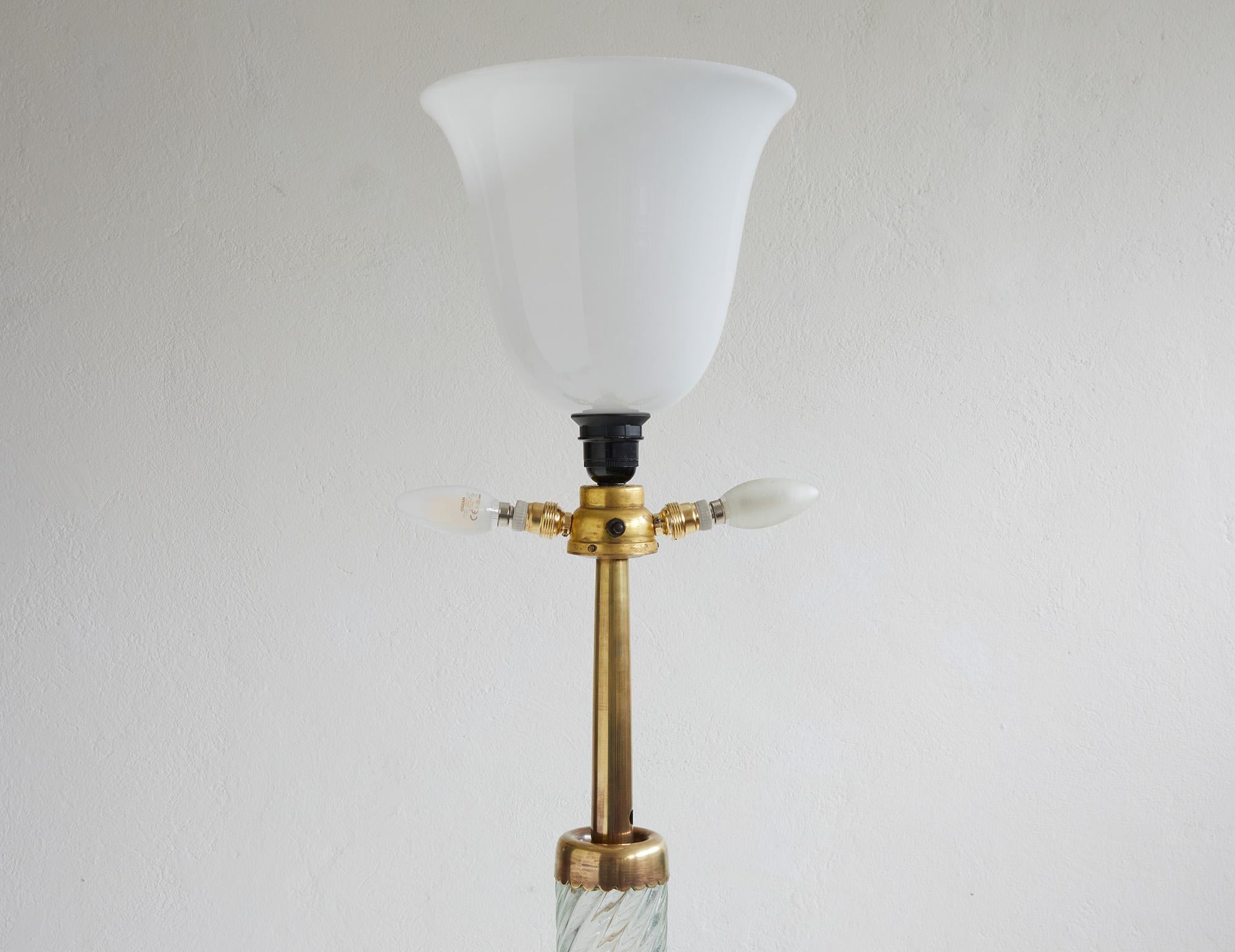 Milieu du XXe siècle Lampadaire Venini modèle n° 529 attribué à Carlo Scarpa, 1942 en vente