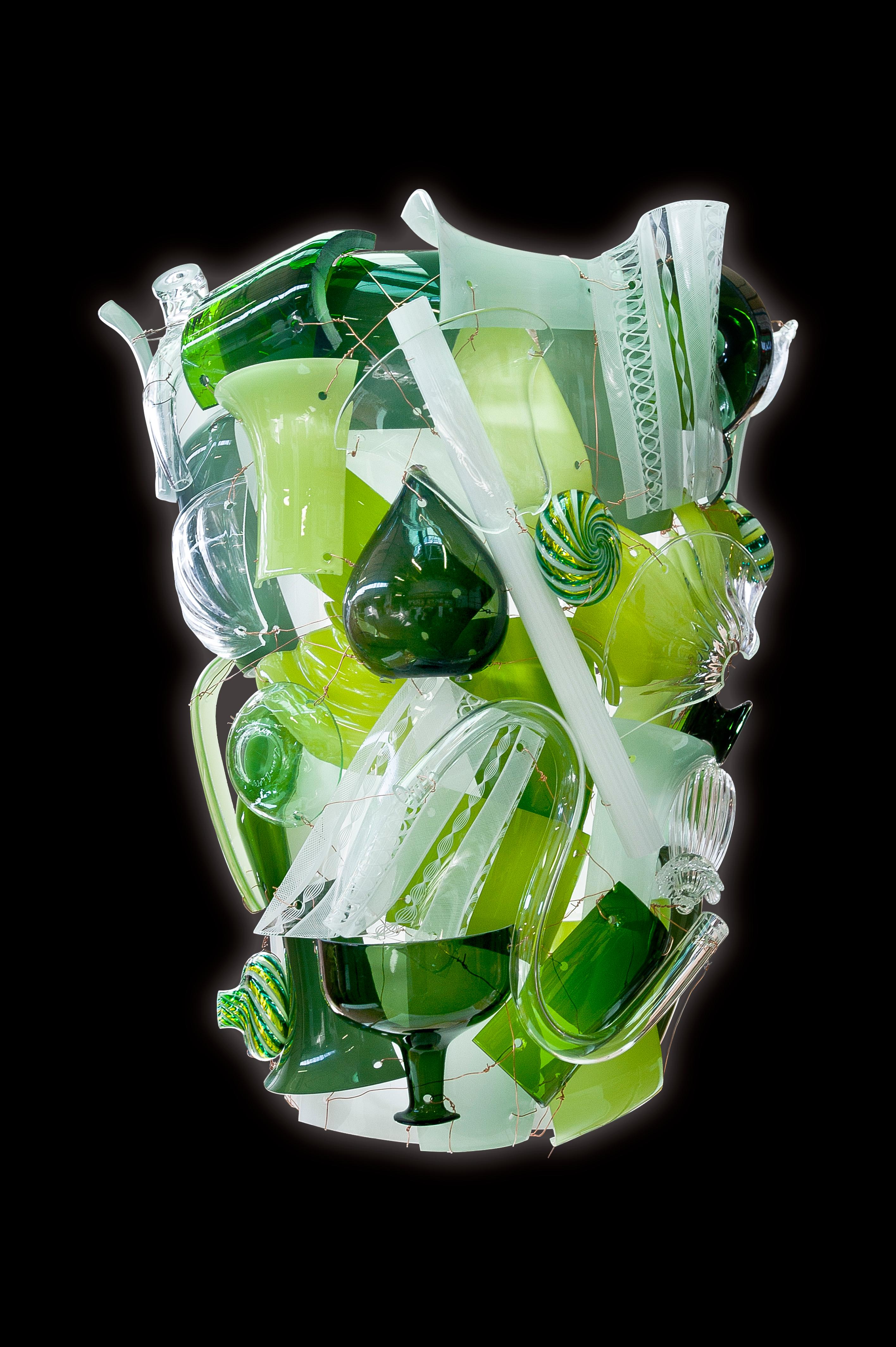 Die riesige Wandleuchte Fragments applique, entworfen von Fernando & Humberto Campana und hergestellt von Venini, besteht aus Resten und Stücken von Venini-Glas. Jede Lampe ist ein einzigartiges Kunstwerk. Nur für den Innenbereich.

Abmessungen: B
