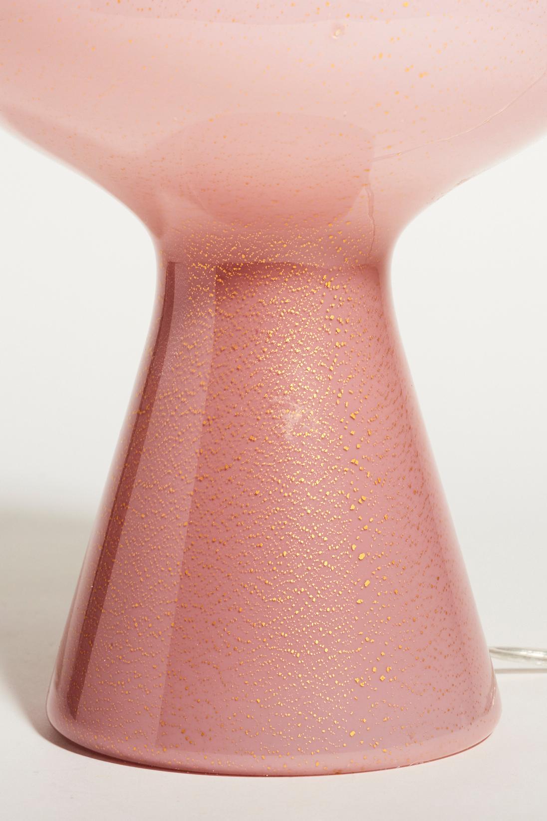 Venini Fungo Table Lamp in Dusty Rose by Massimo Vignelli 1