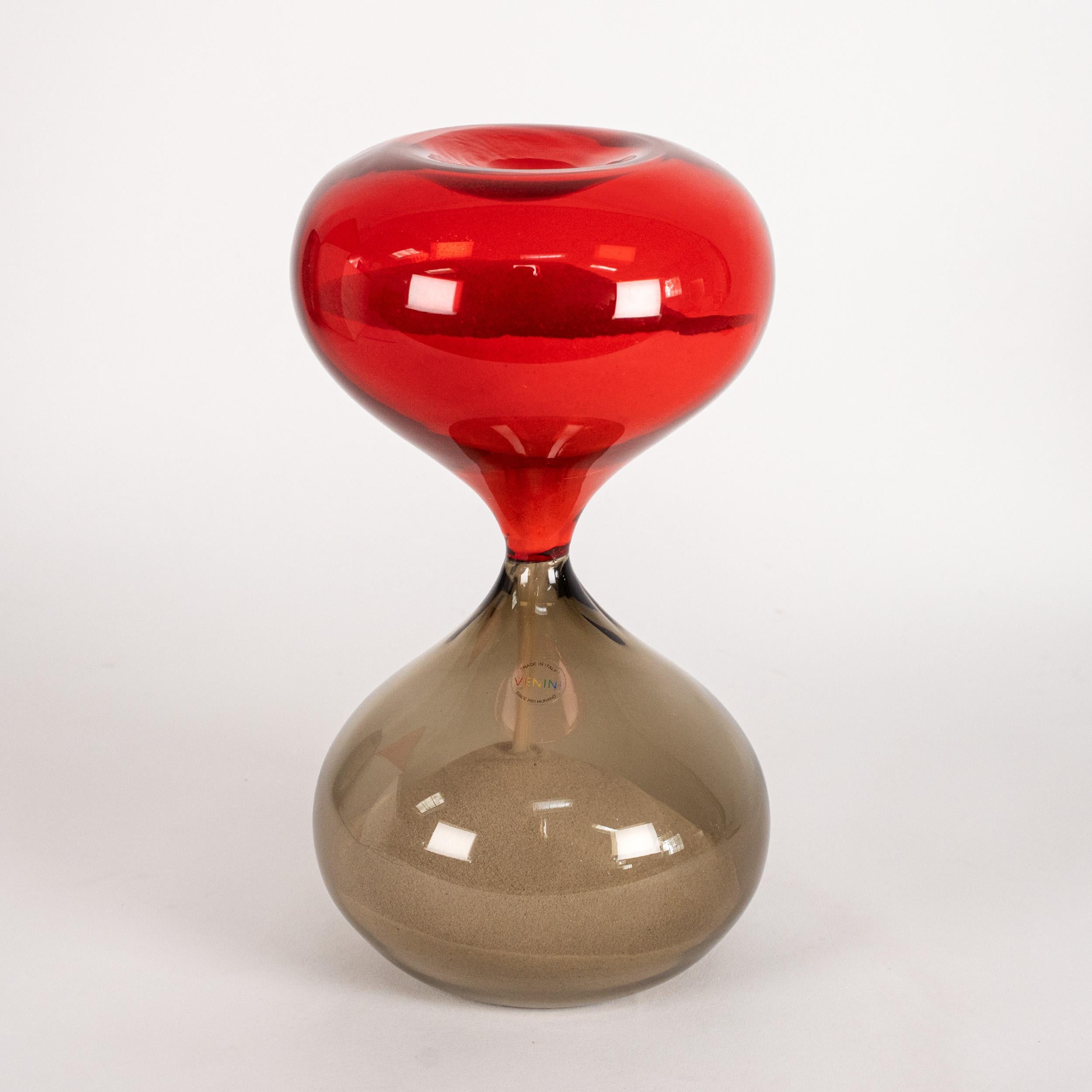 Mid-Century moderno Venini Clessidra Grigio/Rosso Edizione Limitata pz 61/199 anno 2016 in vendita