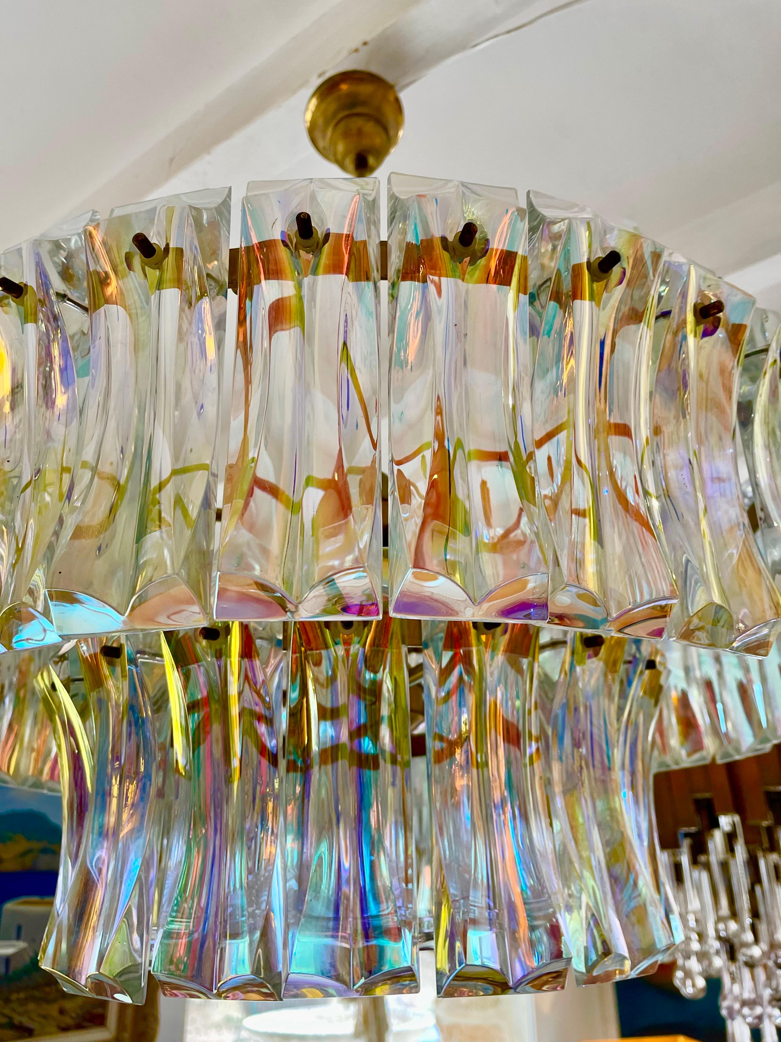 Mid-Century Modern Venini attr Iridescent Glass Murano Chandelier with brass, Italy 1950 For Sale