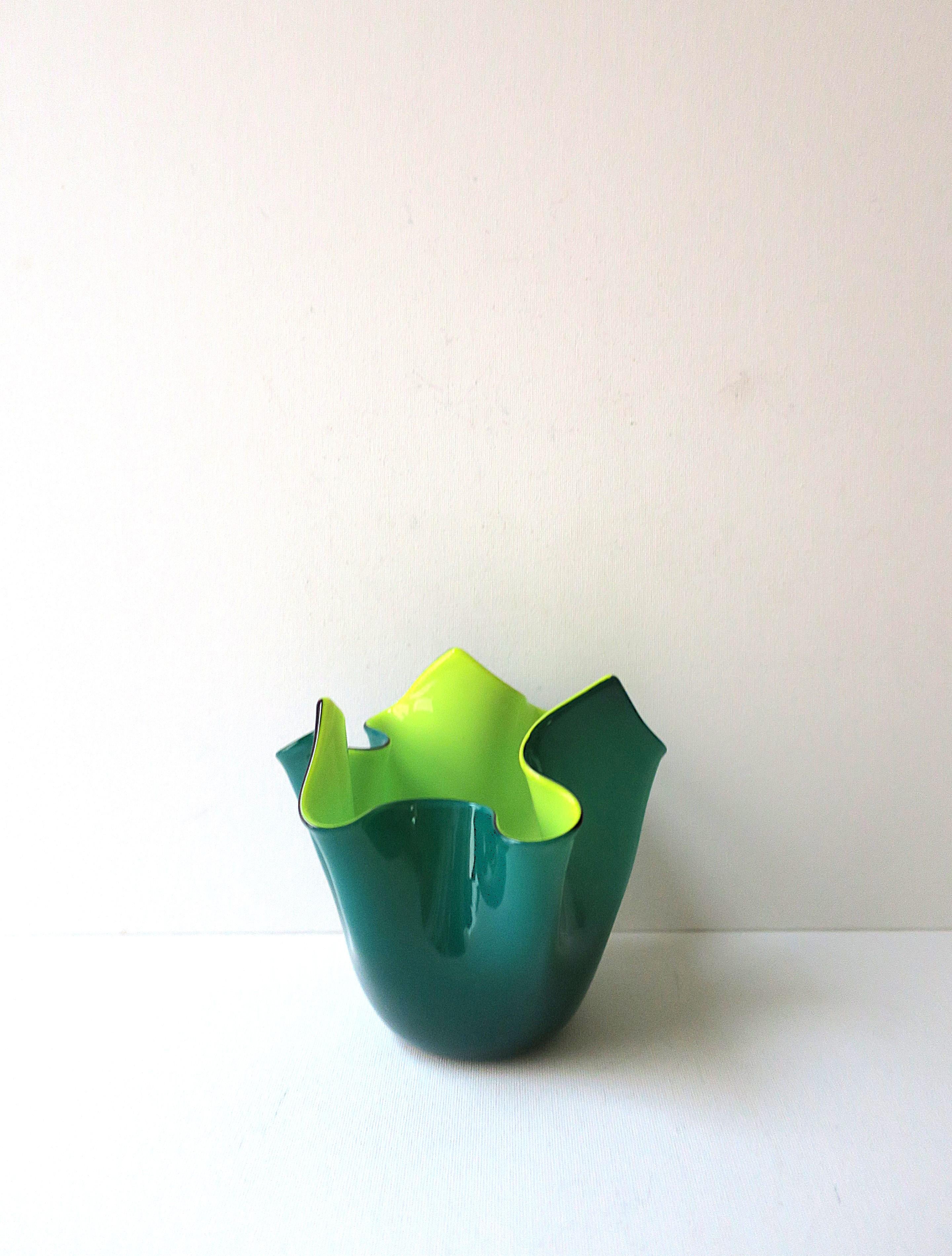Vaso di Murano italiano Venini In condizioni ottime in vendita a New York, NY