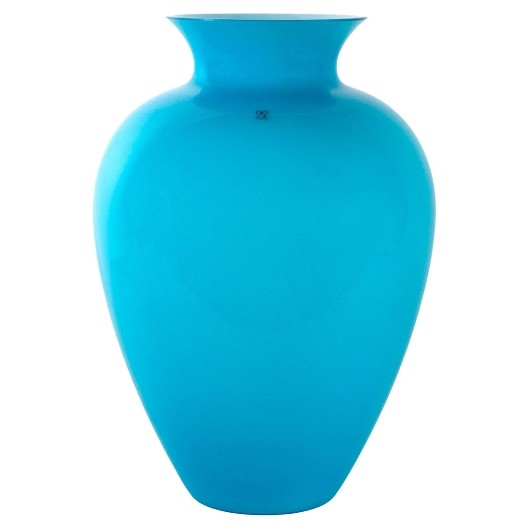 VENINI Vase 90e de Whiting Verre de Murano aigue-marine et blanc, signé 2011 en vente