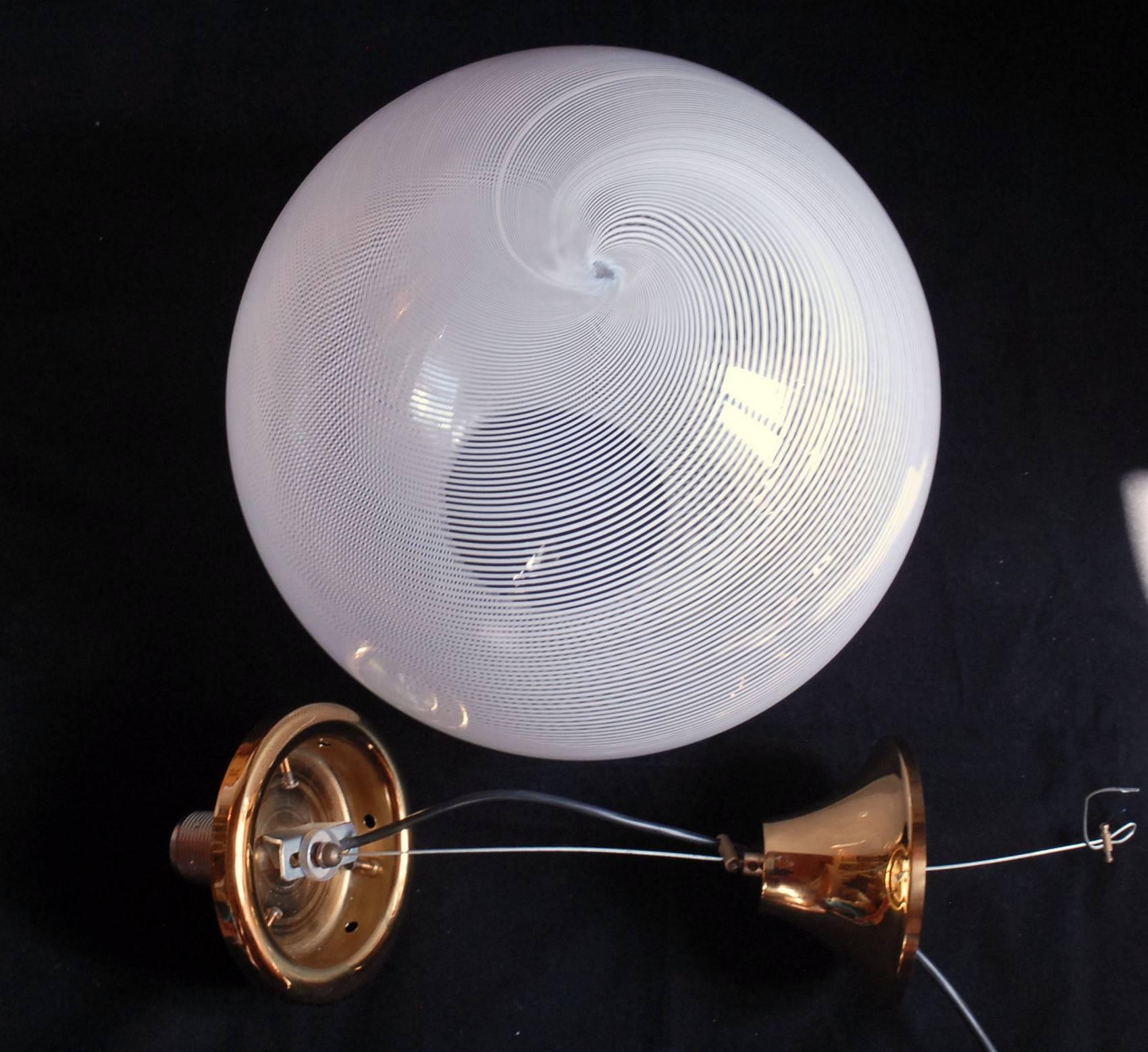 Italian Venini, Lampada a Tessuto, designed by Lodovico Diaz de Santillana, circa 1960s