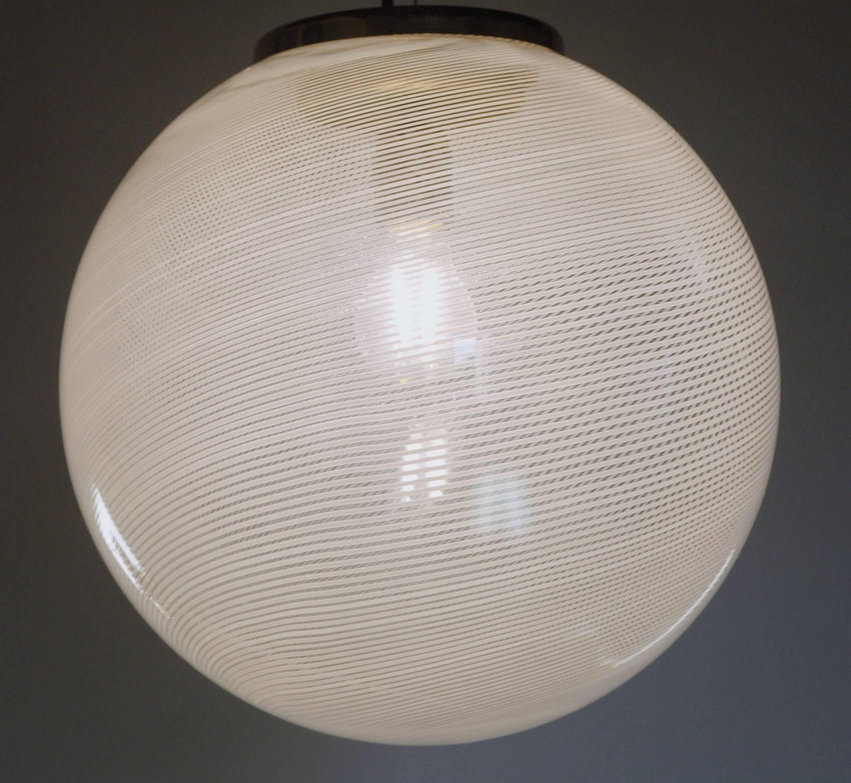 Mid-20th Century Venini, Lampada a Tessuto, designed by Lodovico Diaz de Santillana, circa 1960s