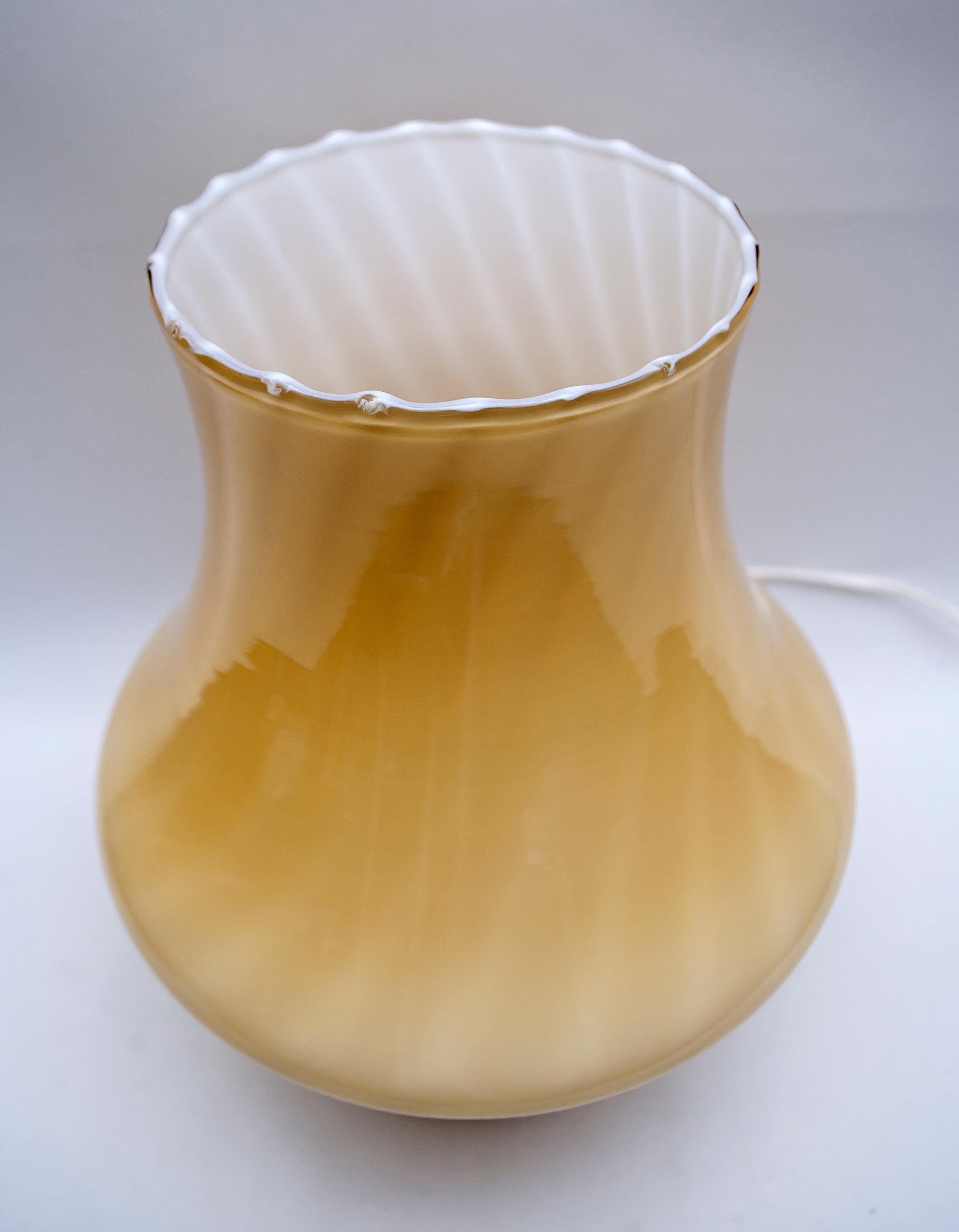 Venini Mid-Century Modern Italian Murano Glass Table Lamp, 1970s 1