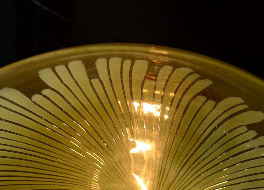 Venini Green Dome Pendant Light by Ludovico Diaz de Santillana In Good Condition For Sale In New York, NY