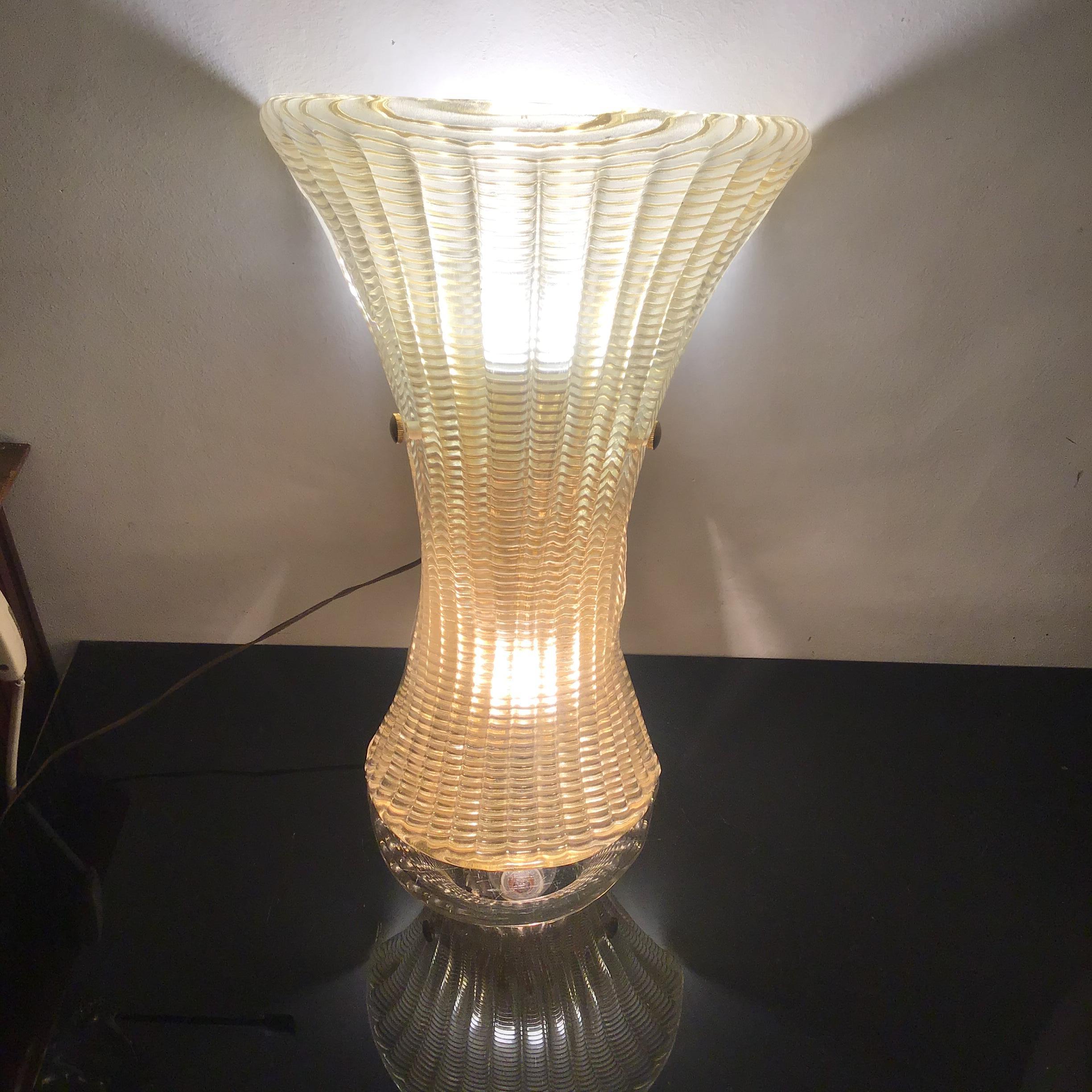 VENINI Large Sconce Gold Murano Glass Brass 1950 Italy  For Sale 3