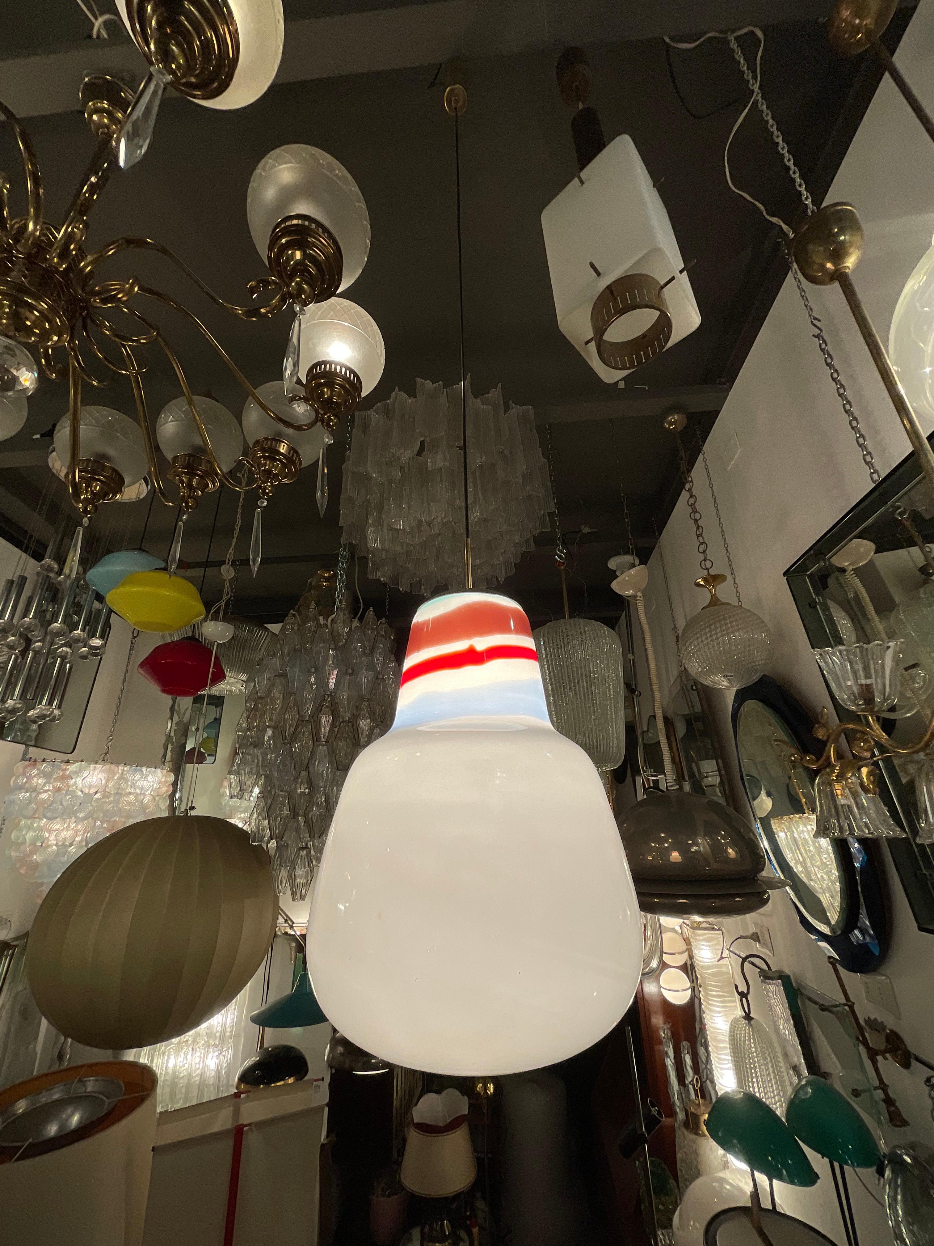 VENINI -MASSIMO VIGNELLI - hermosa araña de cristal de Murano original de la década de 1950 .
Perfecto estado, electrificado y latón limpio 
