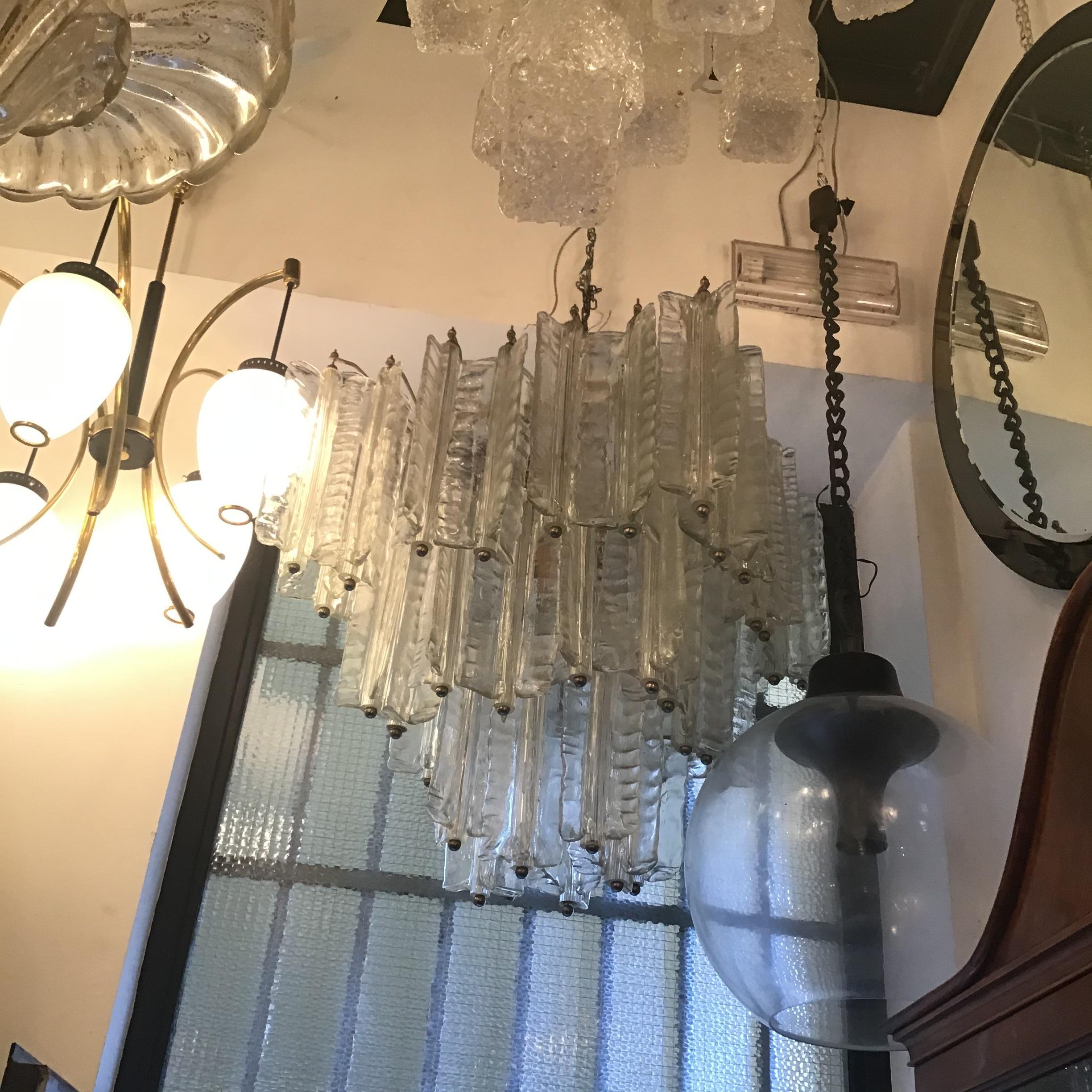 Italiano Venini Mazzega. Lampadario Murano in vetro metallo cromato 1955 Italia in vendita