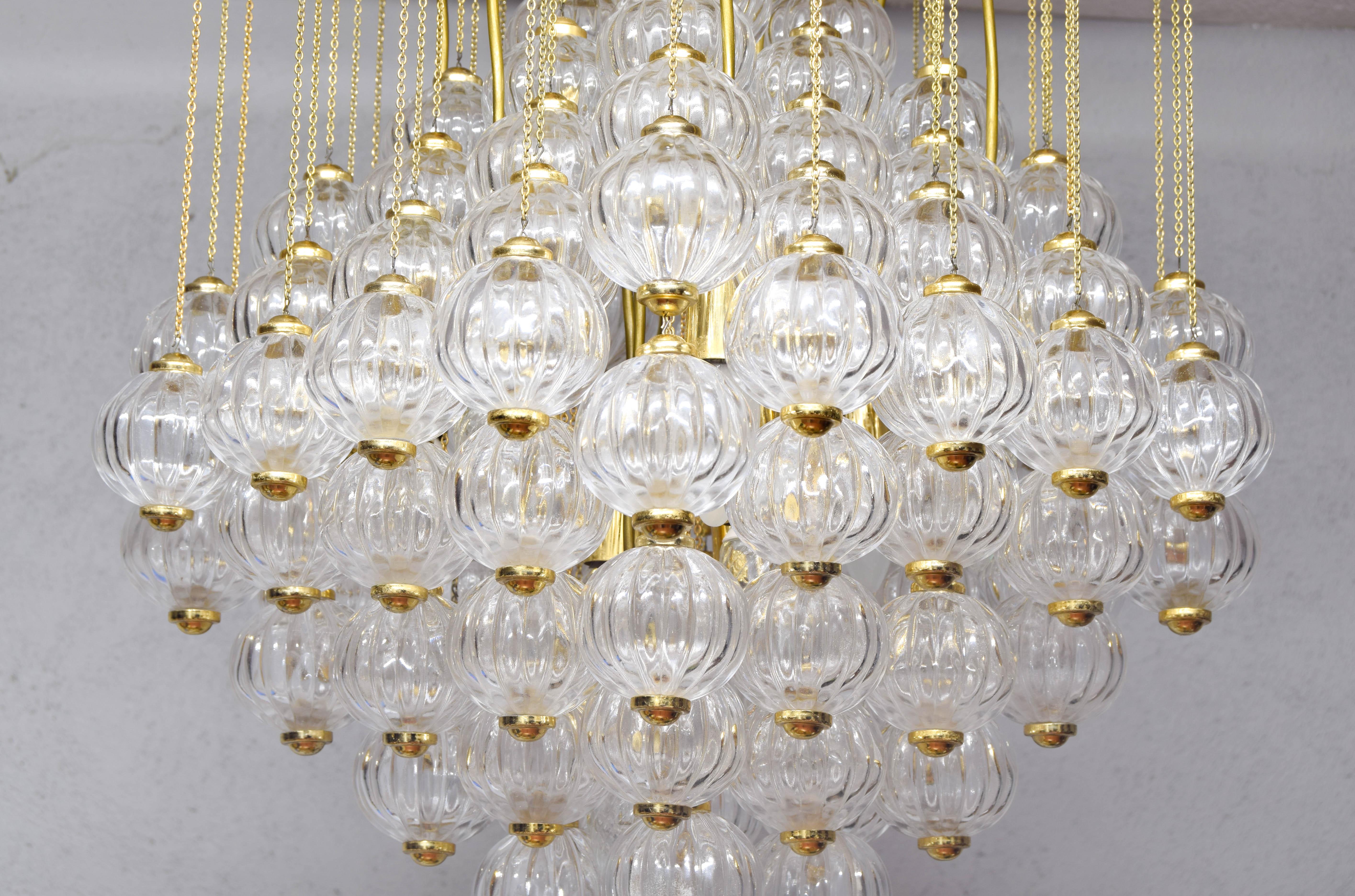 Venini Midcentury Italian Flushmount Murano Glass Bubbles and Brass Chandelier For Sale 3