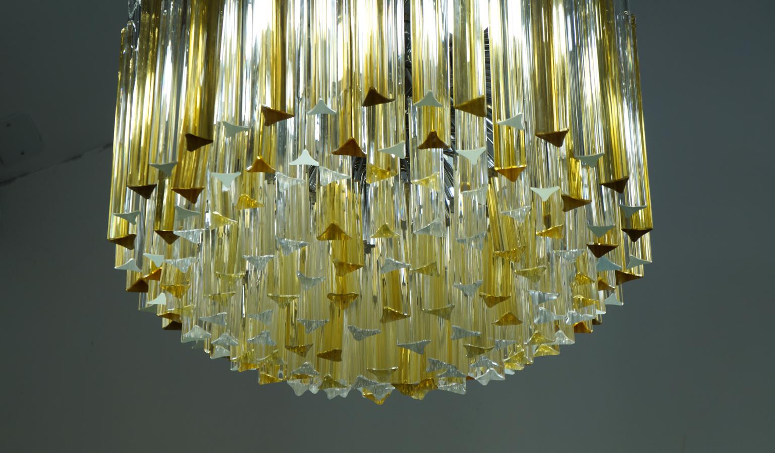 Lustre Triedri Venini mi-siècle moderne en cristal ambré de Murano, 1984 en vente 5