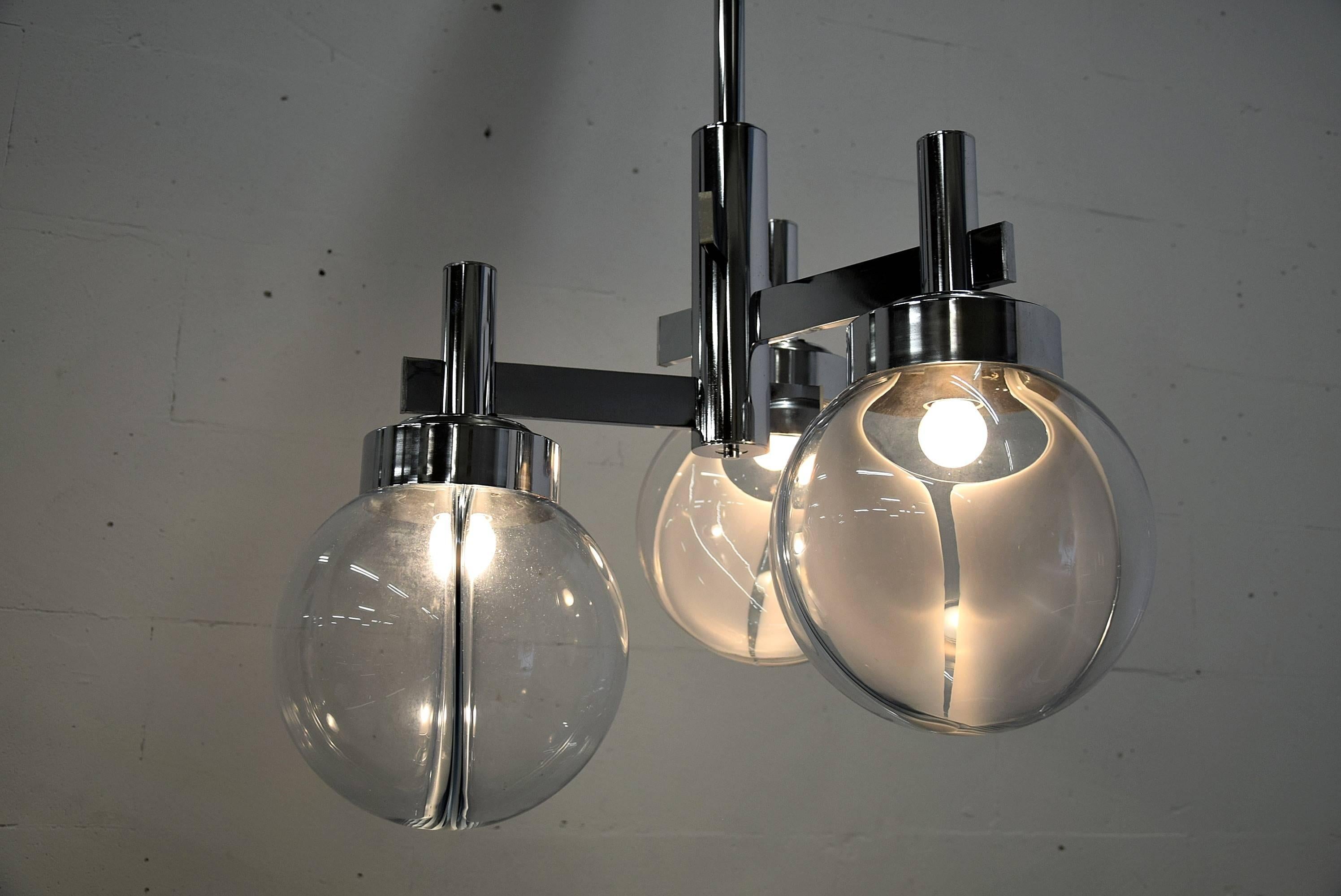 Fine XX secolo Lampada da soffitto Venini in vetro e cromo in stile Mid-Century Modern in vendita