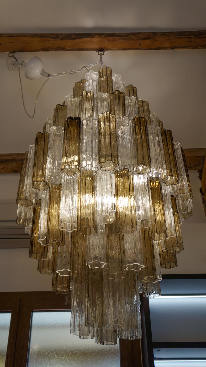 Hand-Crafted Venini Mid-Century Modern Grey Murano Glass Chandelier by Toni Zuccheri, 1980 For Sale
