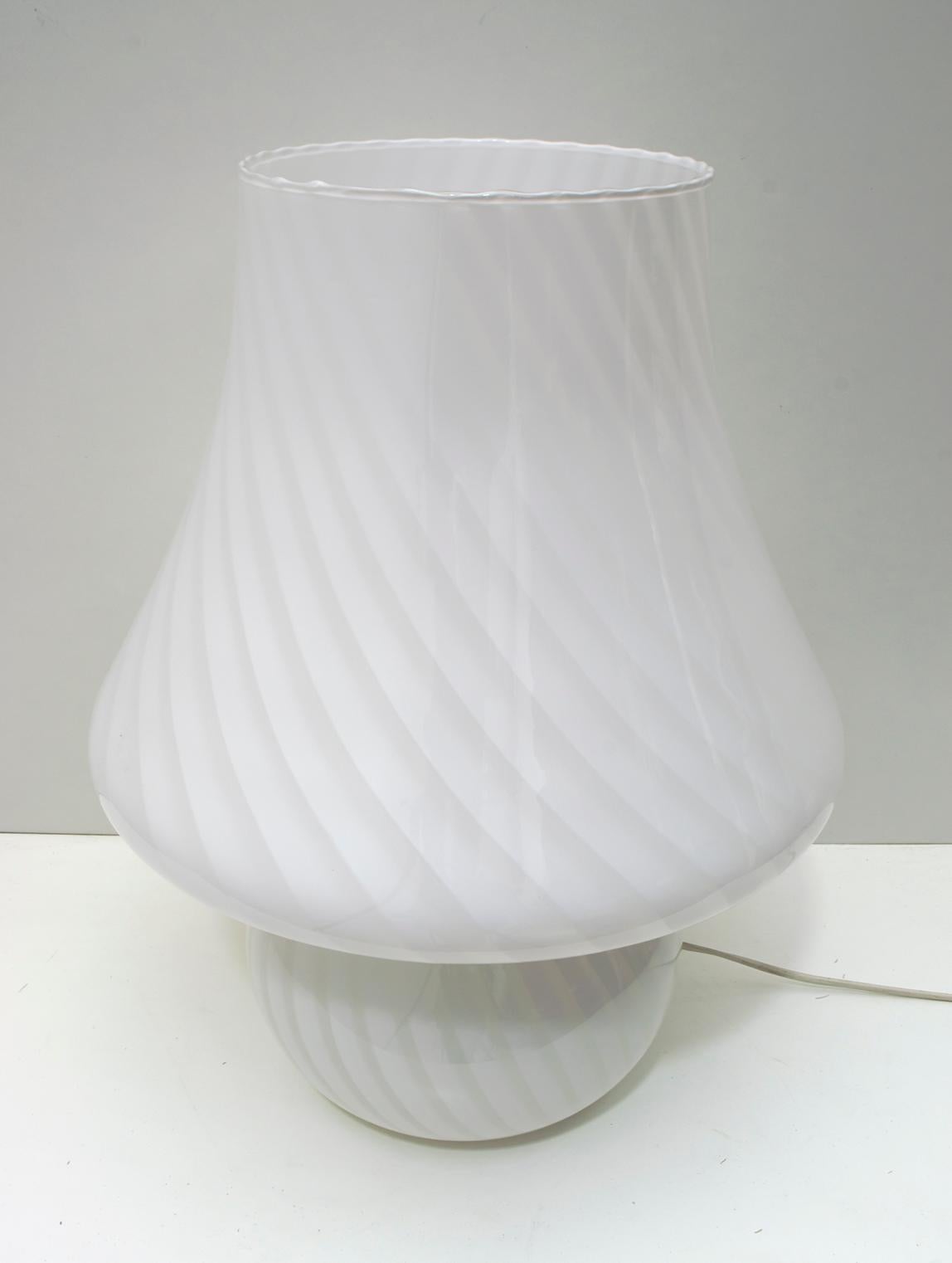Venini Mid-Century Modern Italian Murano Glass Table Lamp, 1970s 6