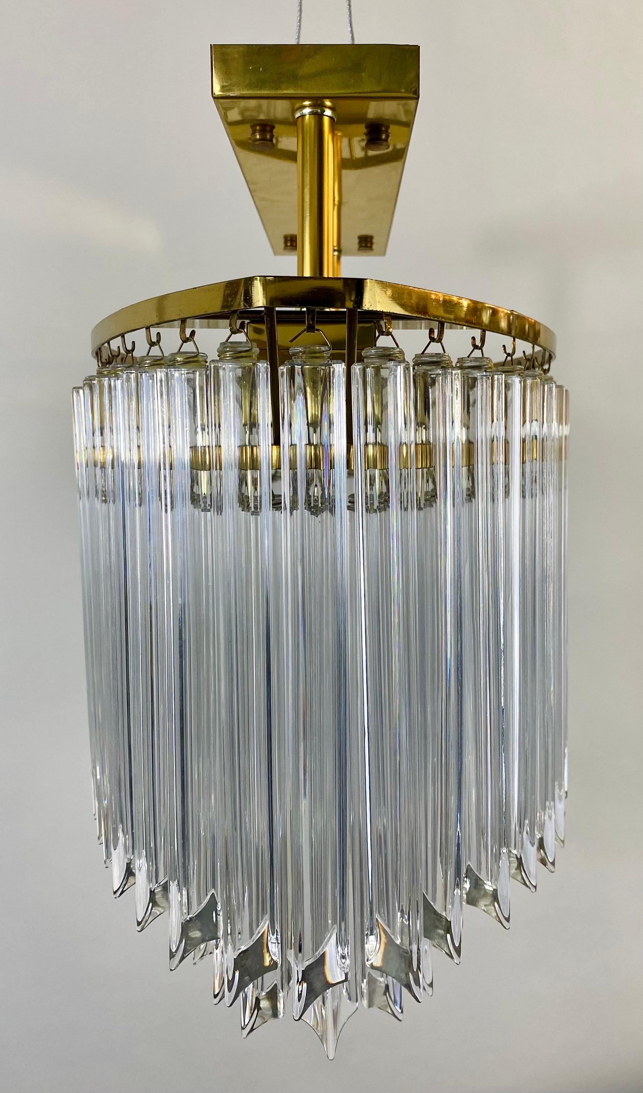 Italian Venini Mid-Century Modern Murano Glass and Brass Oval Chandelier, 9 Lights  For Sale