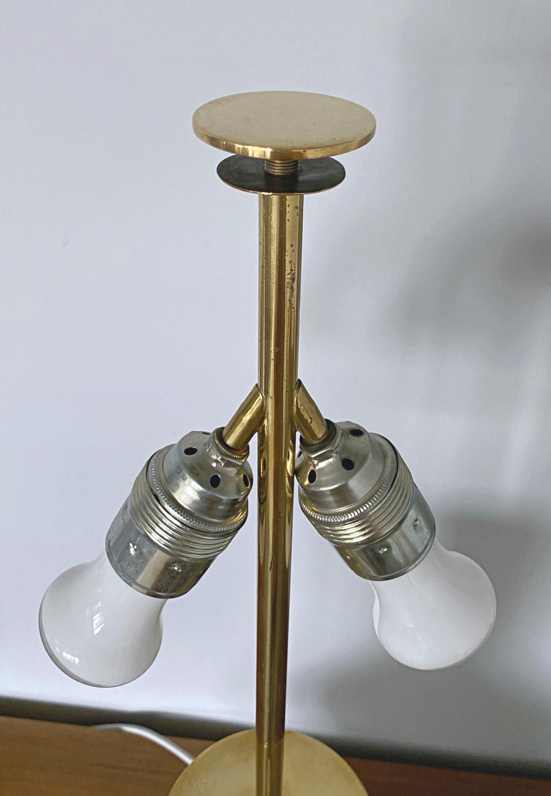 Grande lampe de bureau en verre de Murano soufflé à rayures Venini, années 1960, Italie en vente 3