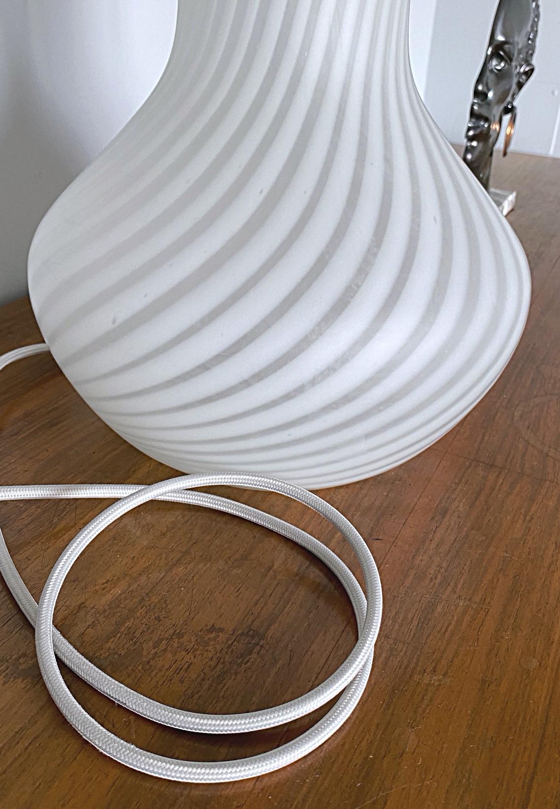 Venini Murano Big Blown Striped Glass Table Lamp, 1960s, Italy For Sale 3