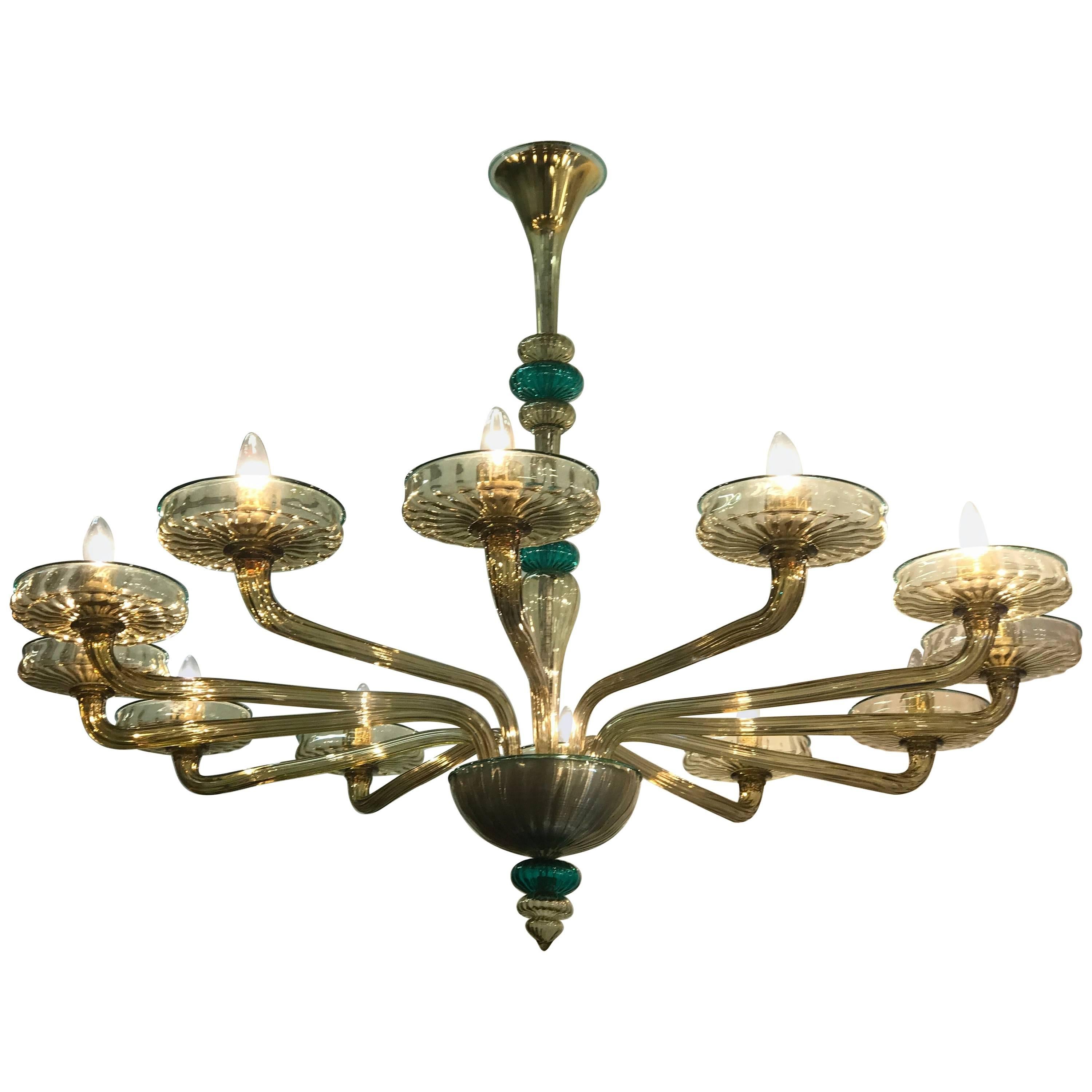 This magnificent chandelier features 12 arms. Excellent vintage condition.
Available the pair.