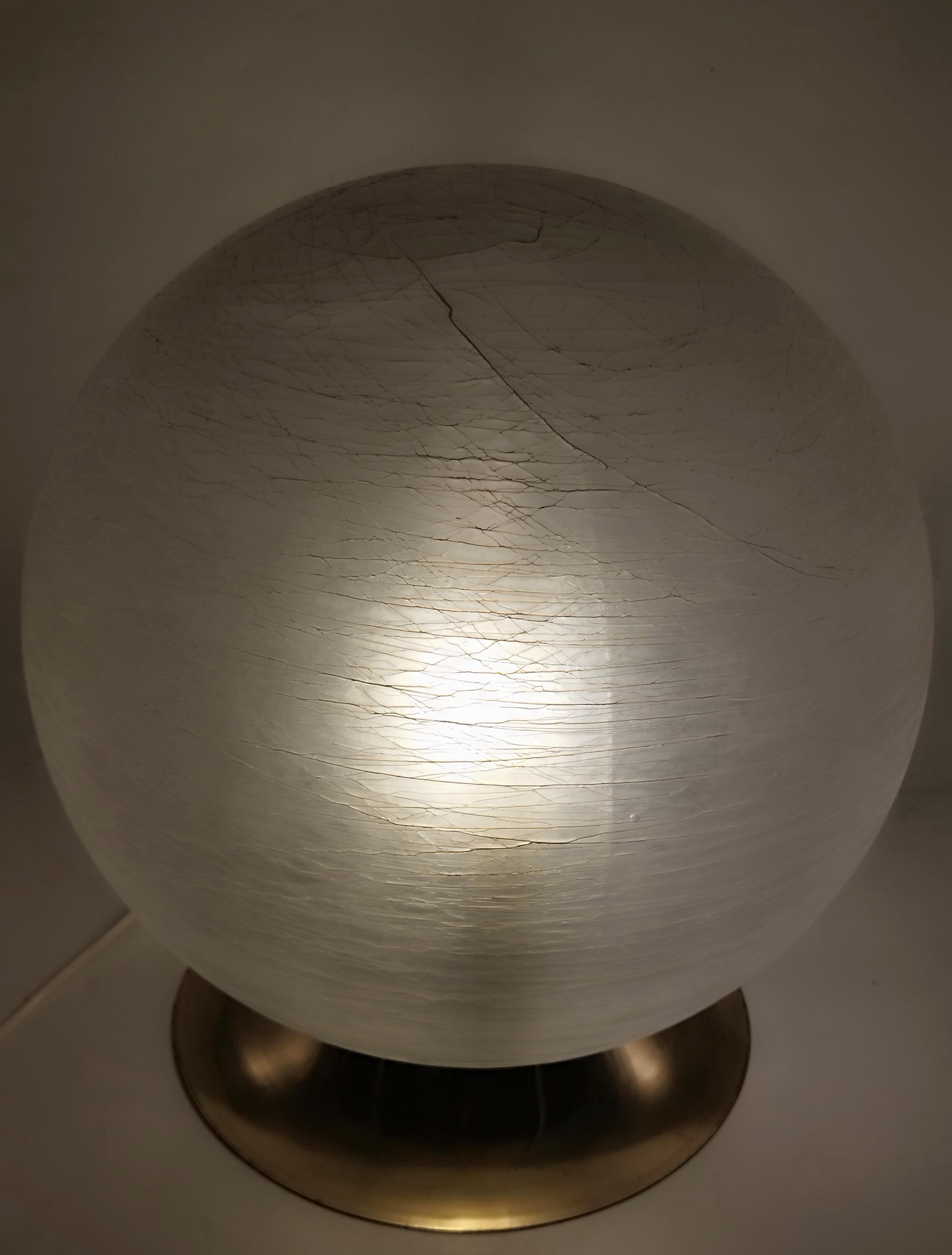 Lampada da tavolo in vetro di Murano e ottone di Venini, Italia, anni '70 In condizioni buone in vendita a Naples, IT