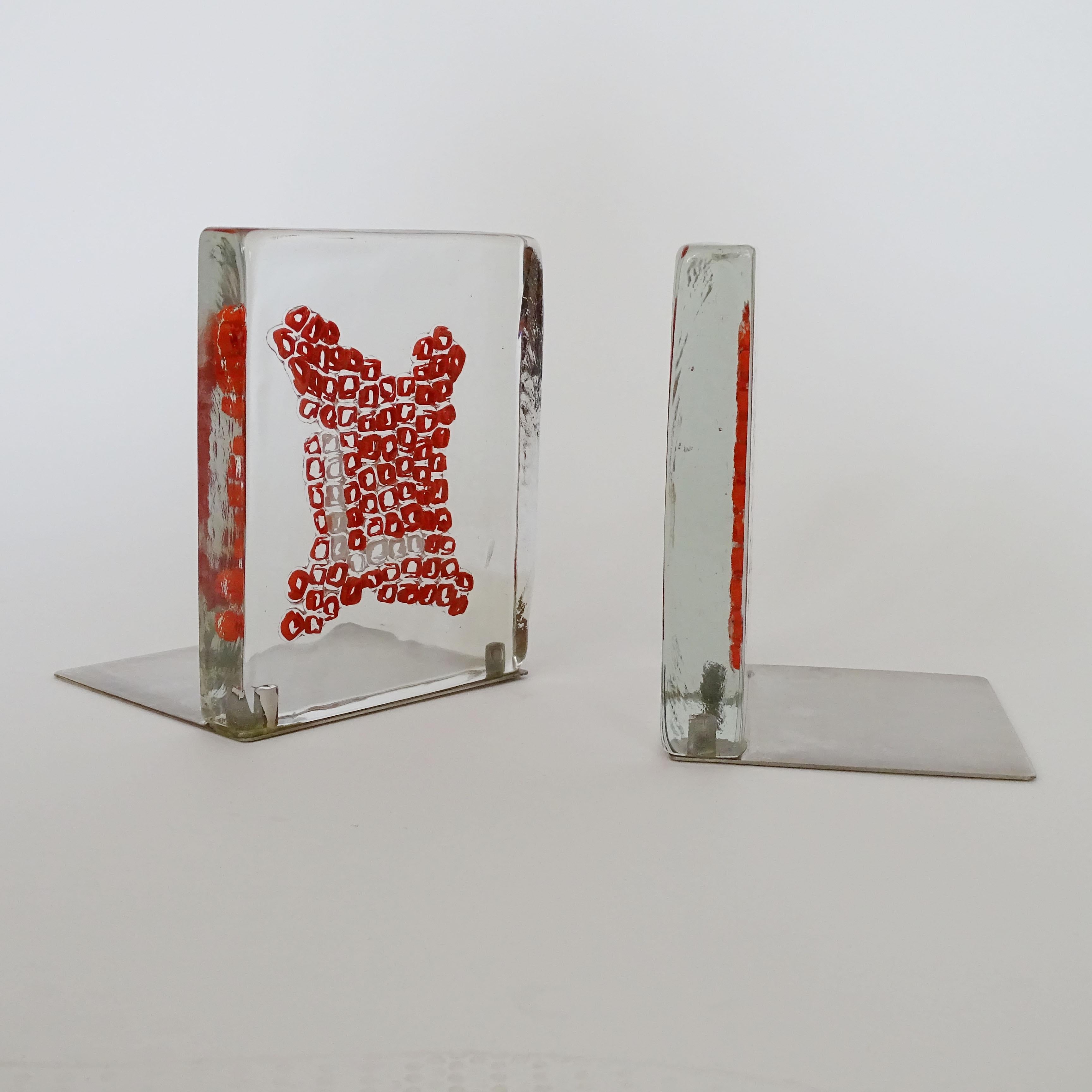 Venini Murano Glass Book Ends with Red and White Murrine, Italy 1969 In Good Condition For Sale In Milan, IT