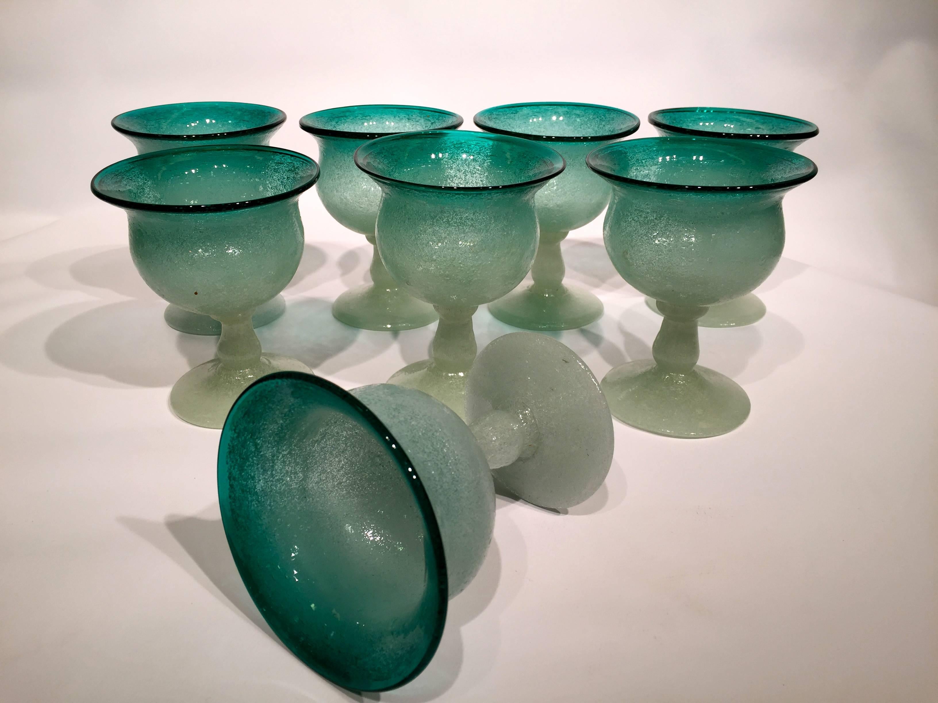  Venini Murano glass by Napoleone Martinuzzi set of eight green glass, circa 1930.