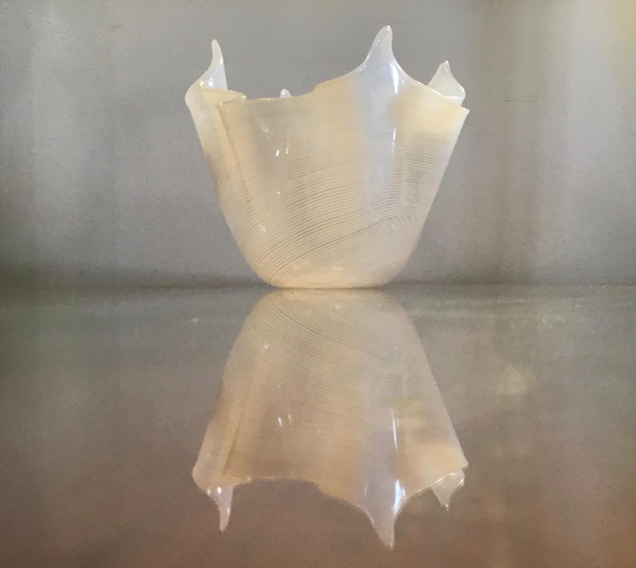 Mid-20th Century Venini Murano Glass Centerpiece Handkerchief “Filigrana”, 1955, Italy For Sale