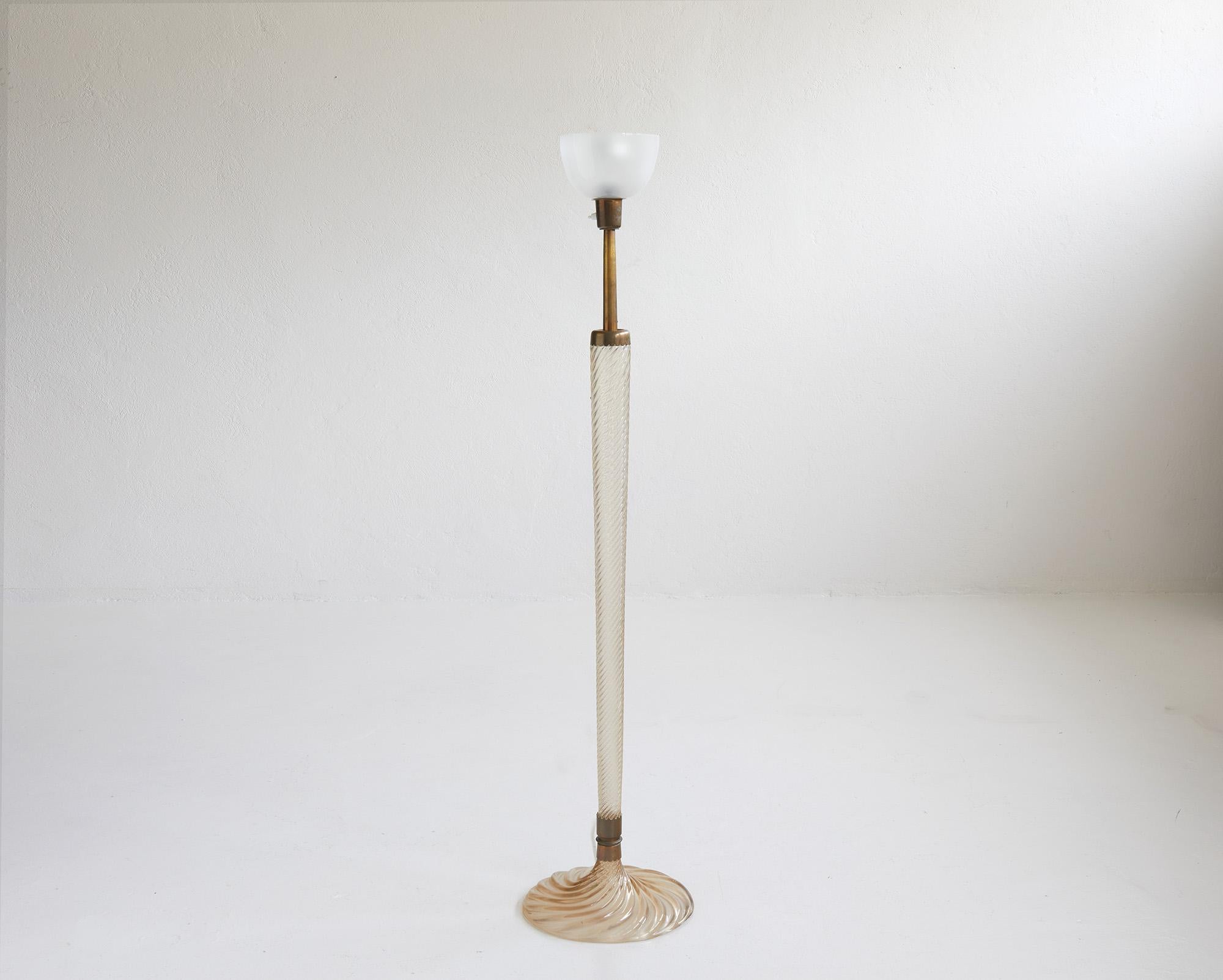 Lampadaire en verre Murano modèle n° 529 attribué à Carlo Scarpa 1942 en vente 3