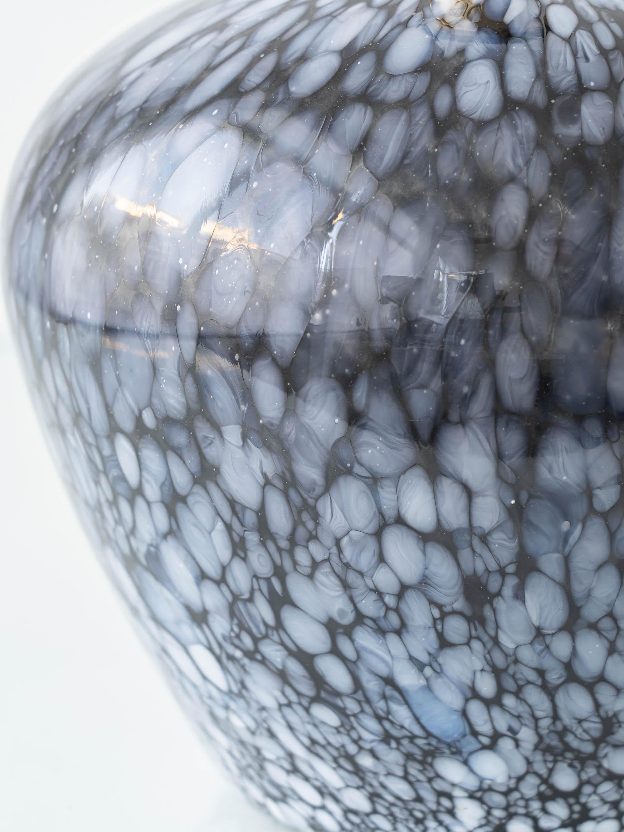 Lampe de table en verre Murano, noir et blanc, Italie, années 1950-1970 en vente 2