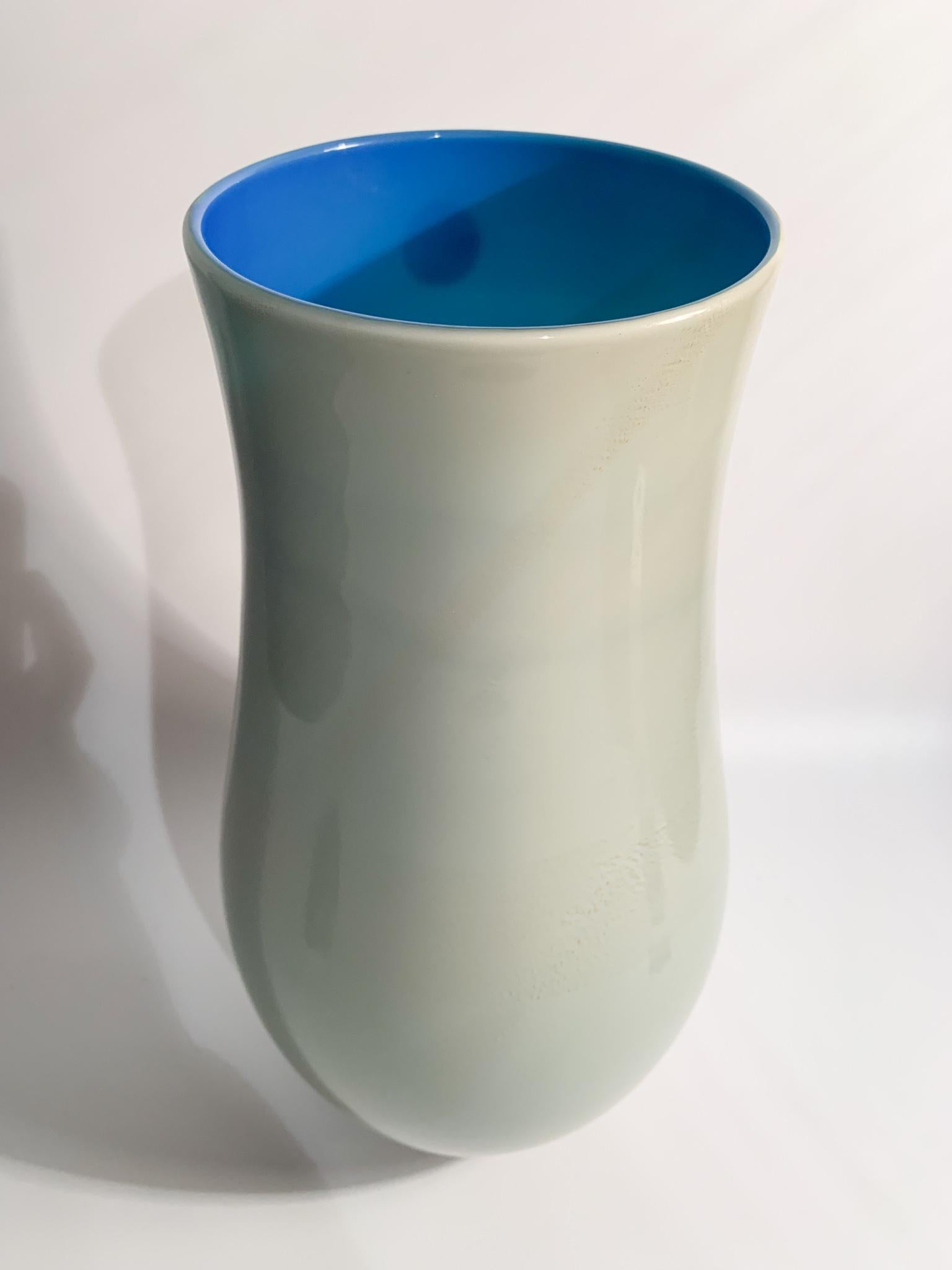 Late 20th Century Venini Murano Glass Vase Re-edition of Tomaso Buzzi from 1988 For Sale