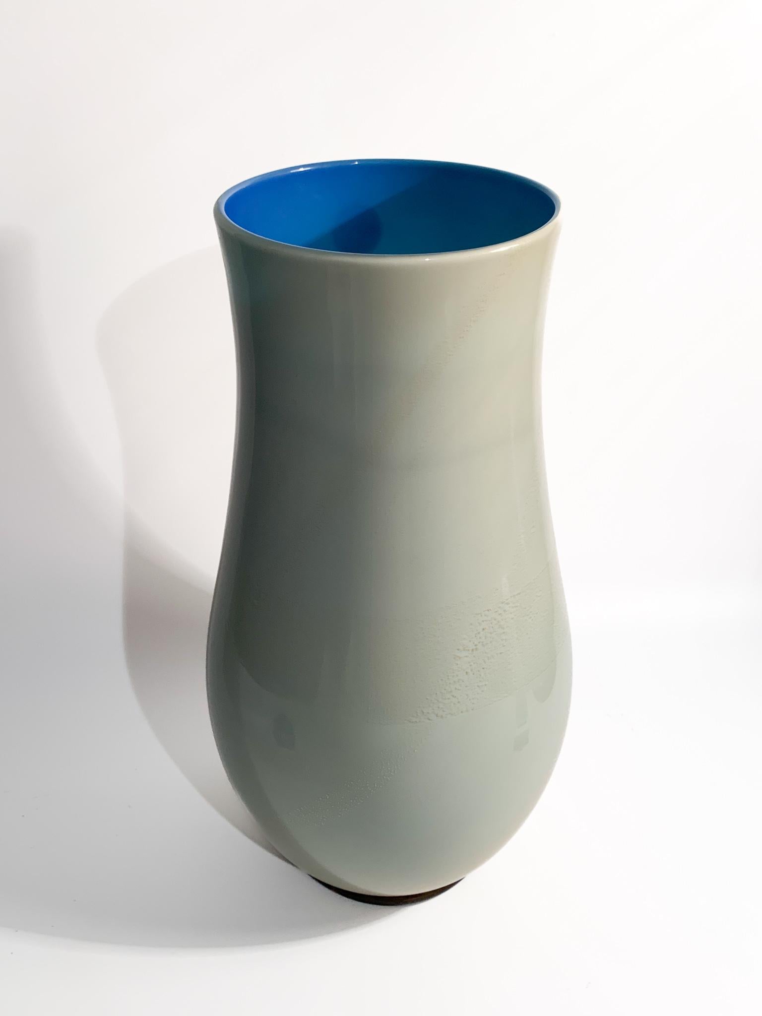 Venini Murano Glass Vase Re-edition of Tomaso Buzzi from 1988 For Sale 1
