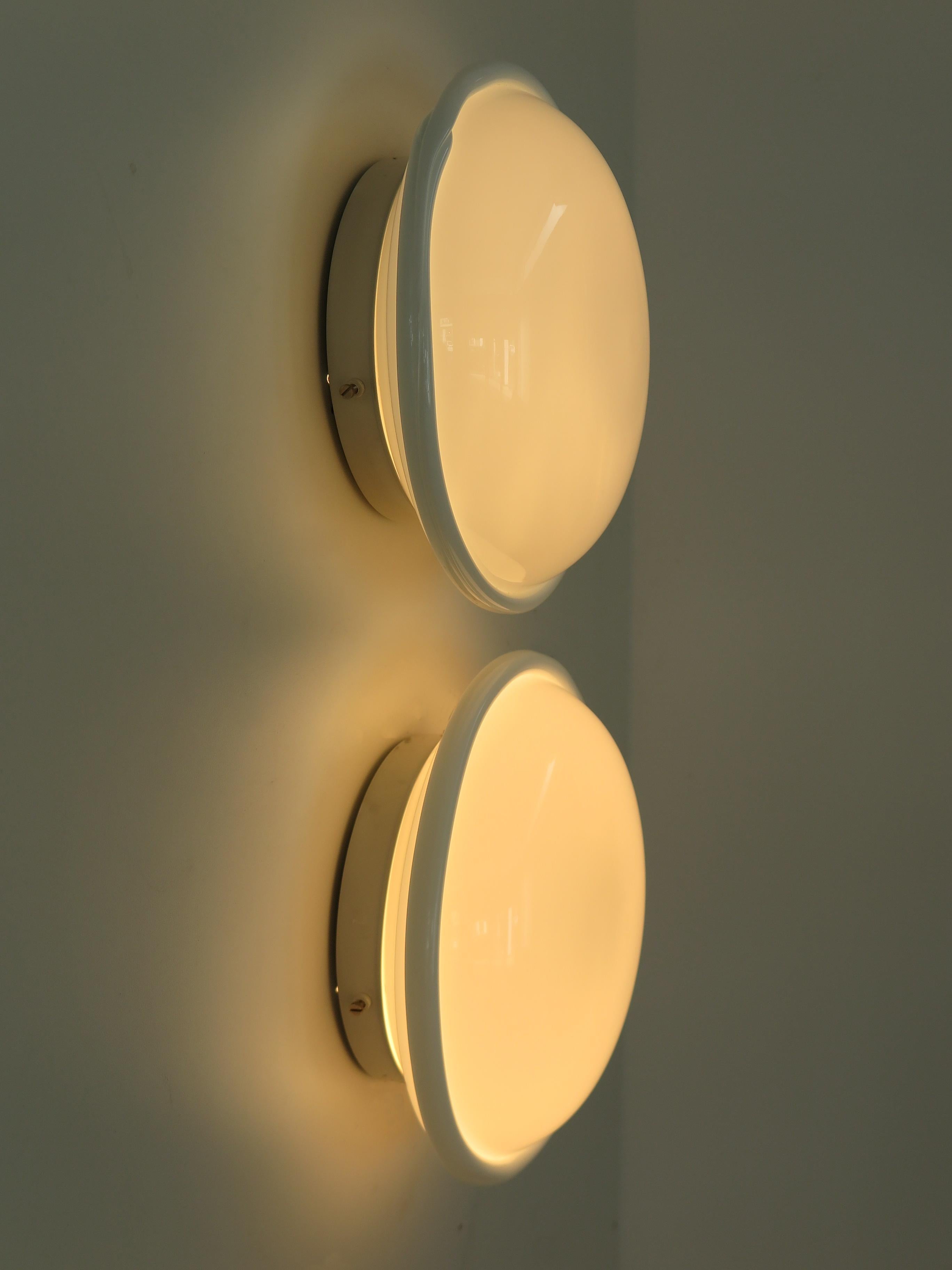Postmoderne Venini Murano Italian White Glass Wall Lamps or Ceiling Lamps 1995 en vente