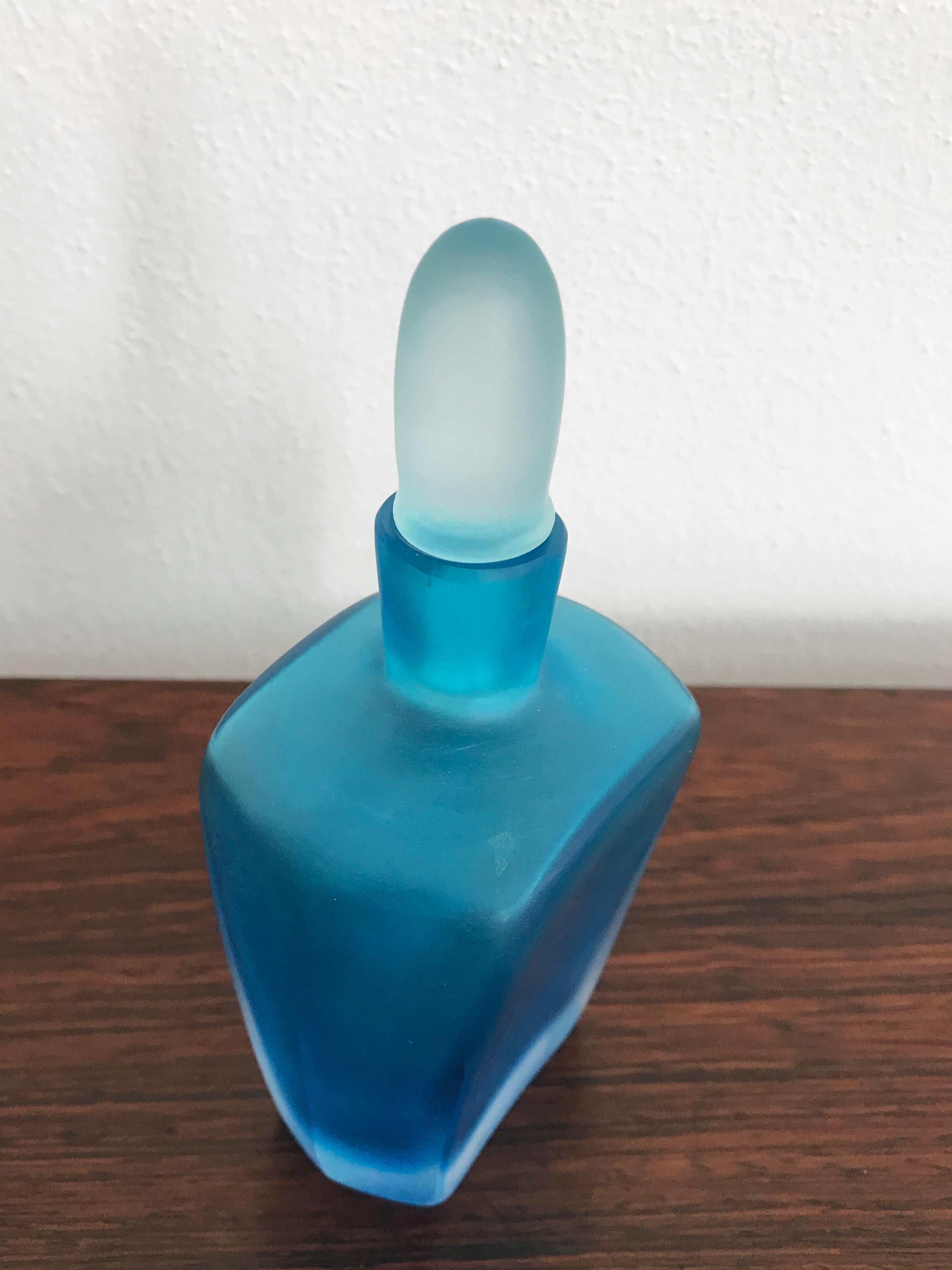 Late 20th Century Venini Murano Italy Blue Glass Bottle Vase Serie “Velati” 1992 For Sale