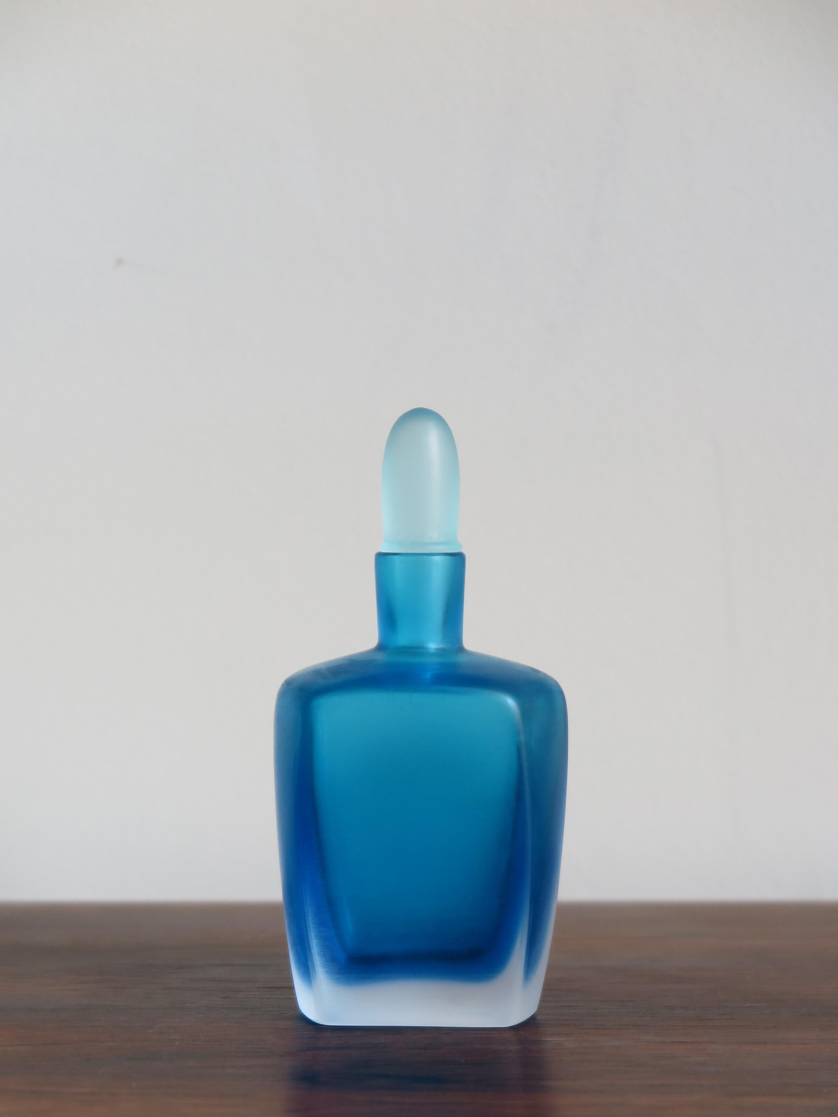 Italian Venini Murano Italy Glass Blue Bottle Serie “Velati”, 1992 For Sale