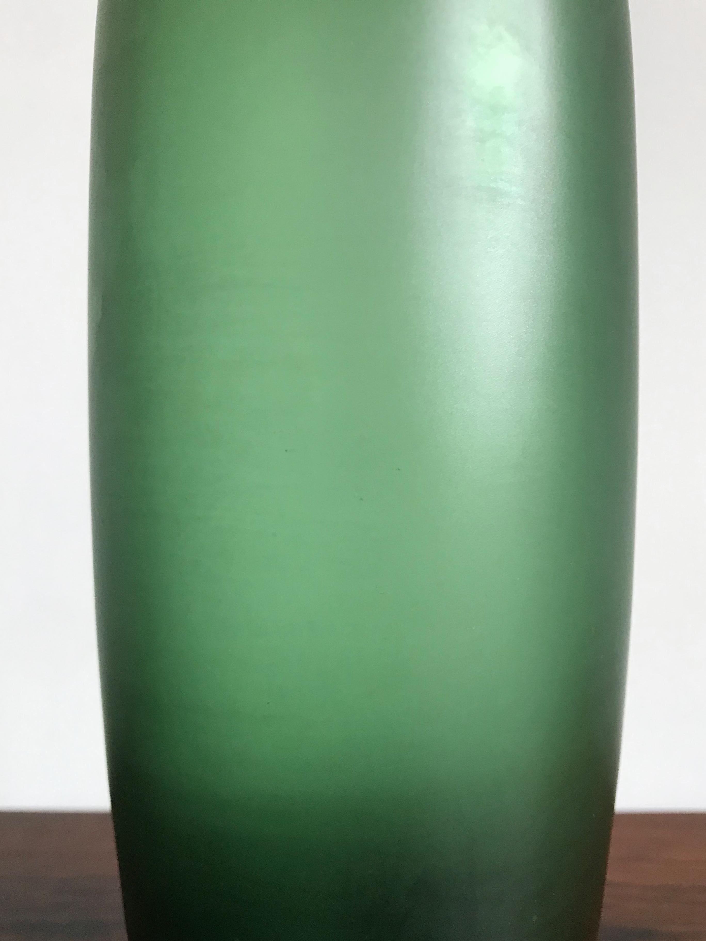 Venini Murano Italy Glass Green Bottle Serie “Velati”, 1981 In Good Condition For Sale In Reggio Emilia, IT