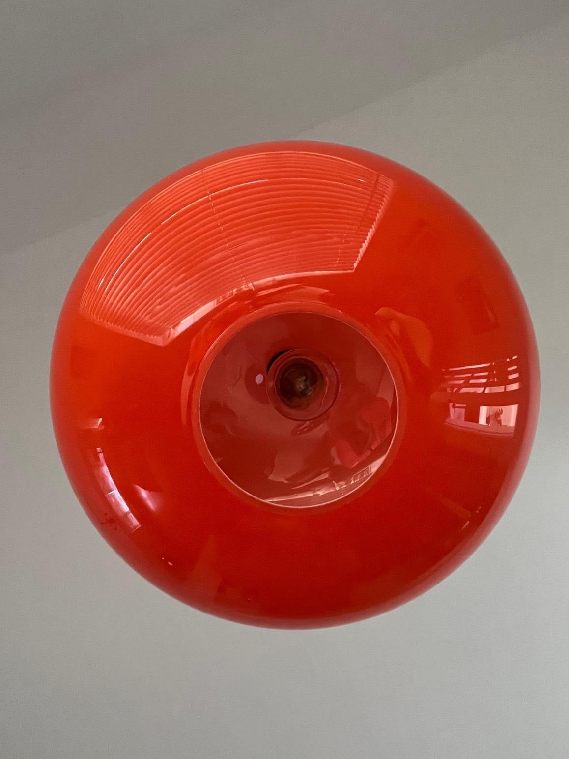 Venini Murano Pendentif en verre ciselé orange 1950's en vente 4
