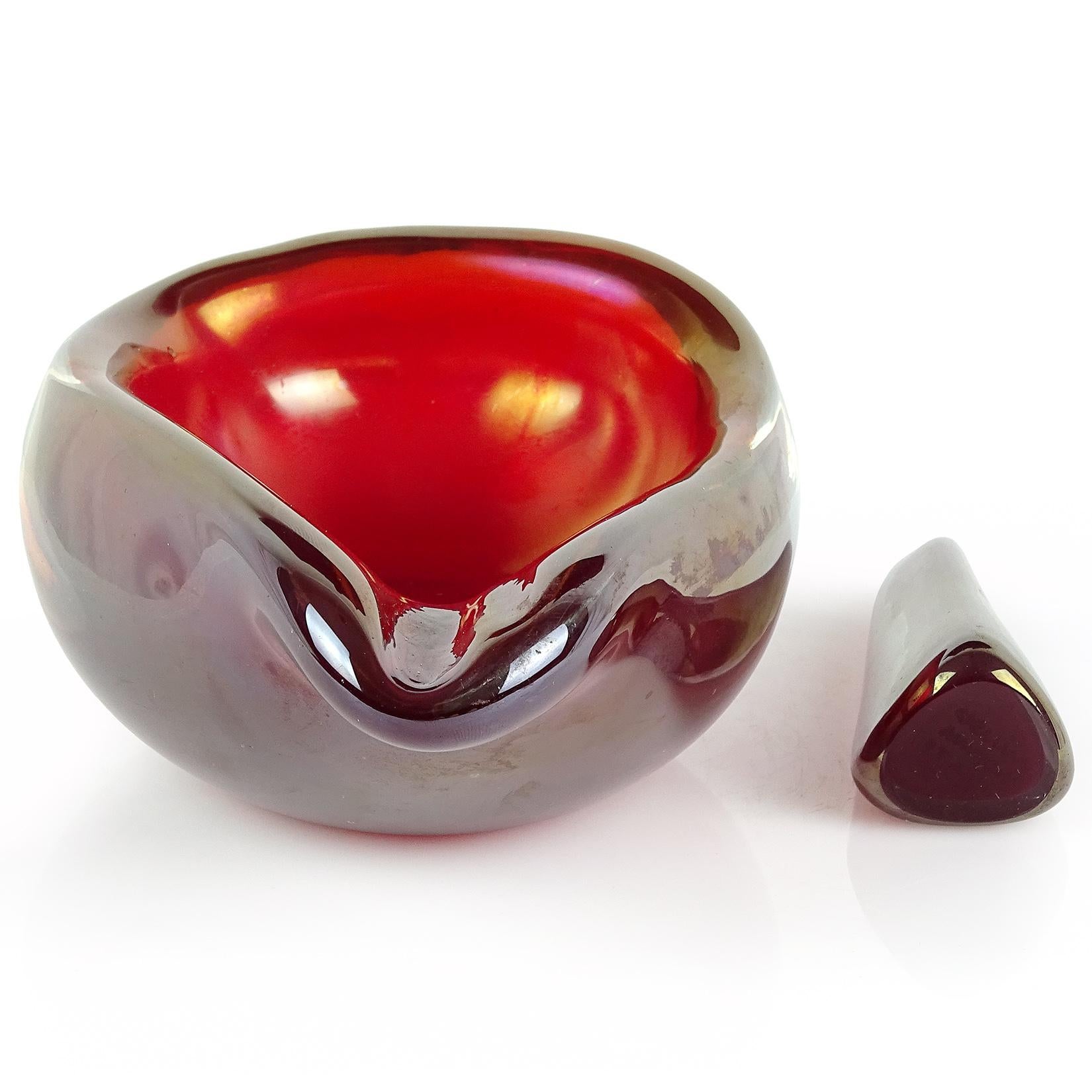 Mid-Century Modern Venini Murano Signed Iridescent Red Italian Art Glass Bowl with Pestle