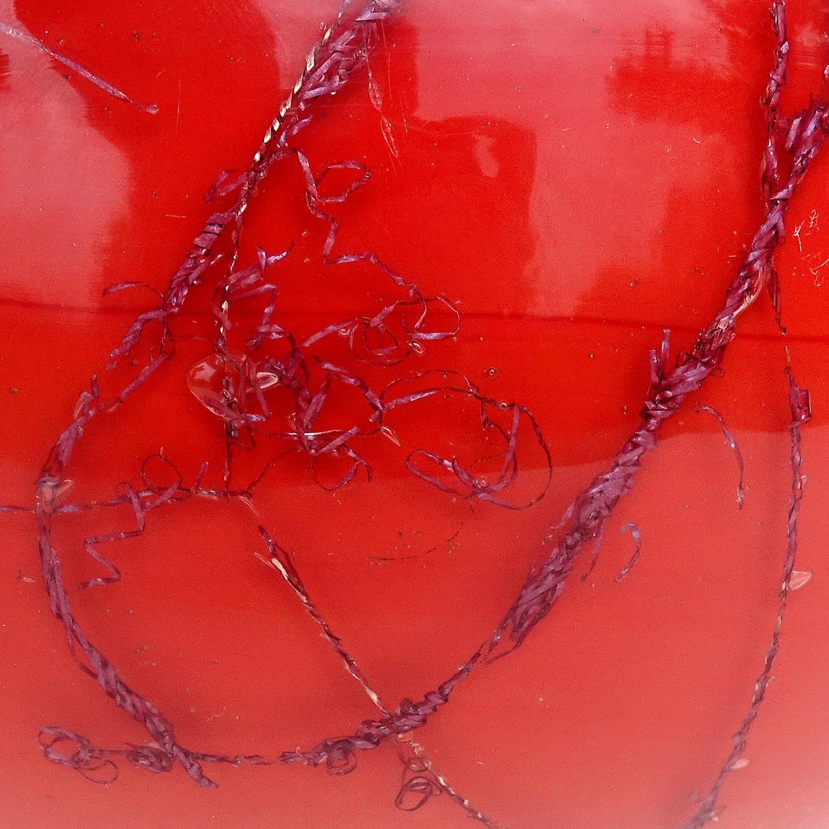 Venini Murano Toni Zuccheri Giada Italian Art Glass Coral Red Perfume Bottle In Good Condition For Sale In Kissimmee, FL