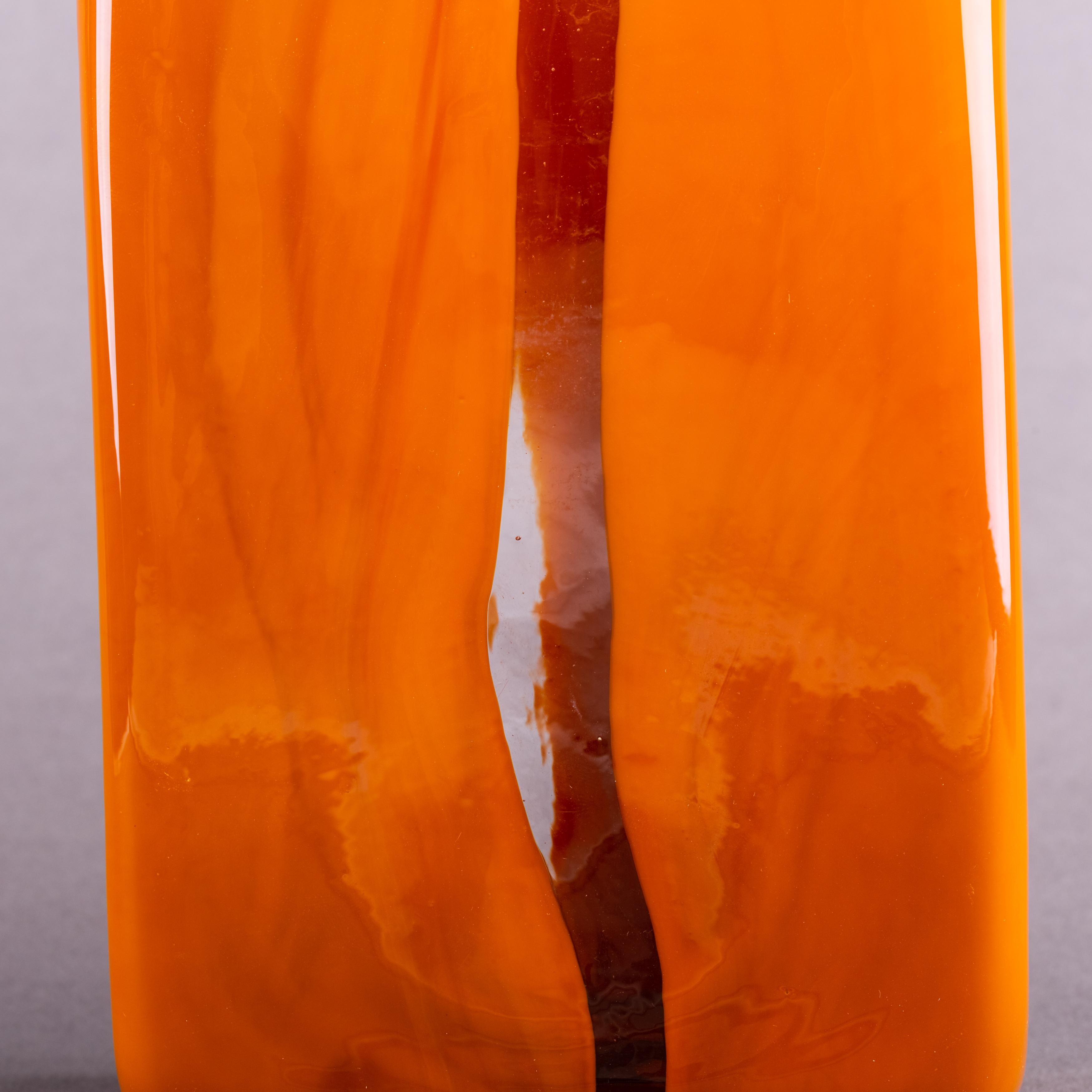 Italian Blown glass Scolpito vase (amber), Toni Zuccheri, Venini Murano (Italy)