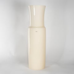 Venini raro vaso alto Dorici Avory Murano Glass, firmato 2007, fatto a mano in Italia