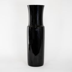 Venini raro vaso alto Dorici in vetro di Murano nero, firmato 2001, fatto a mano in Italia