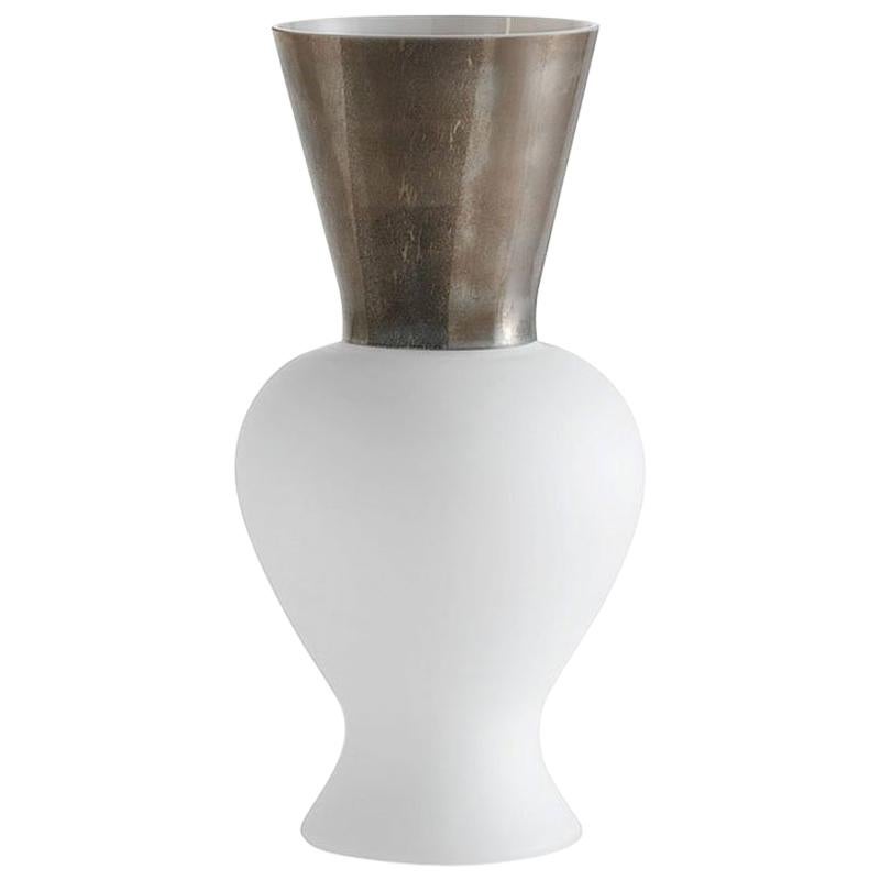 Venini Re Vase in Milk-White Glass by Rodolfo Dordoni