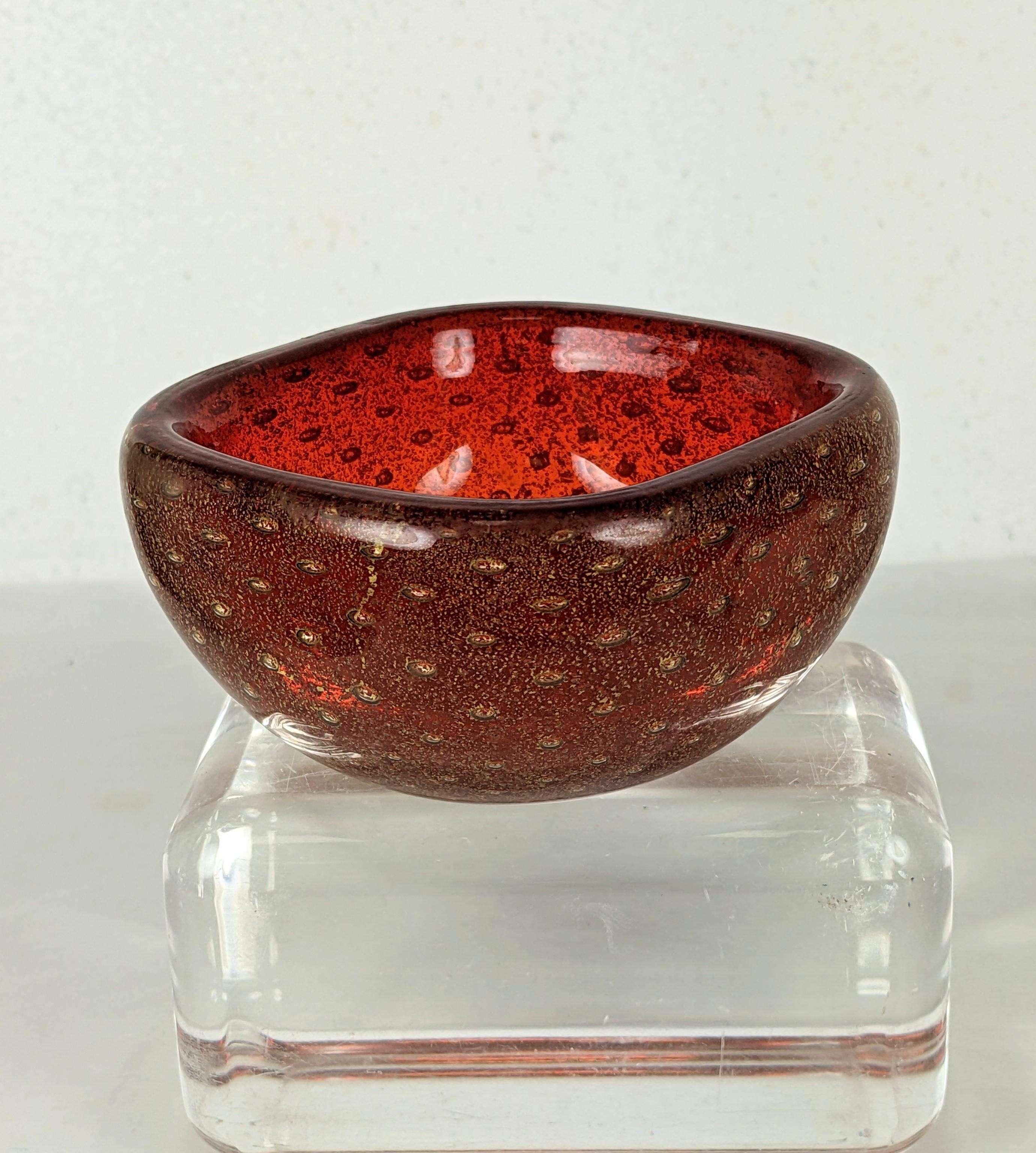Venini Ruby Bullicante Bowl by Carlo Scarpa In Excellent Condition For Sale In Riverdale, NY