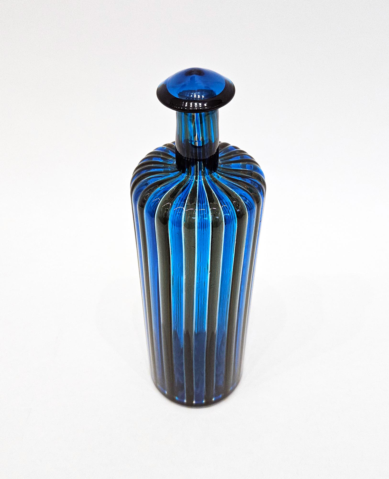 Venini Signierte Murano Glasflasche von Gio Ponti mit Originalstopfen, Italien 1997 im Angebot 11