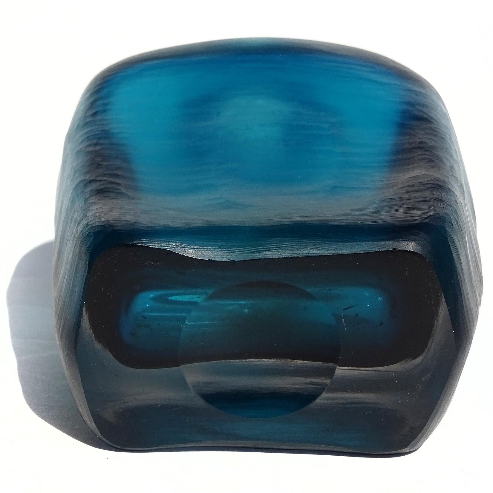 20th Century Venini Signed Murano Sommerso Navy Blue Inciso Technique Italian Art Glass Vase