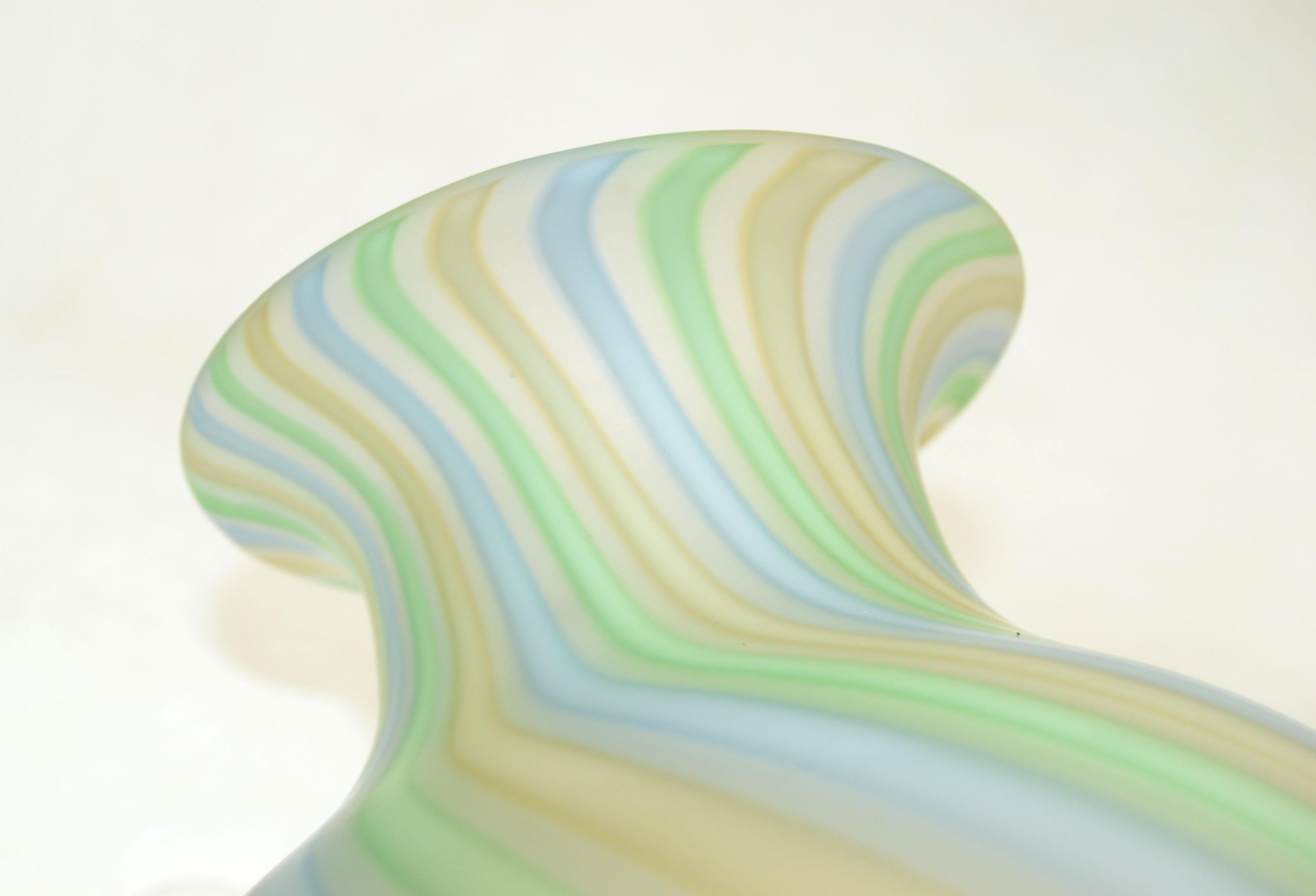 Venini Sommerso Urnenform Pastellfarbe & mattiertes geblasenes Murano-Glas Vase, Italien im Angebot 2