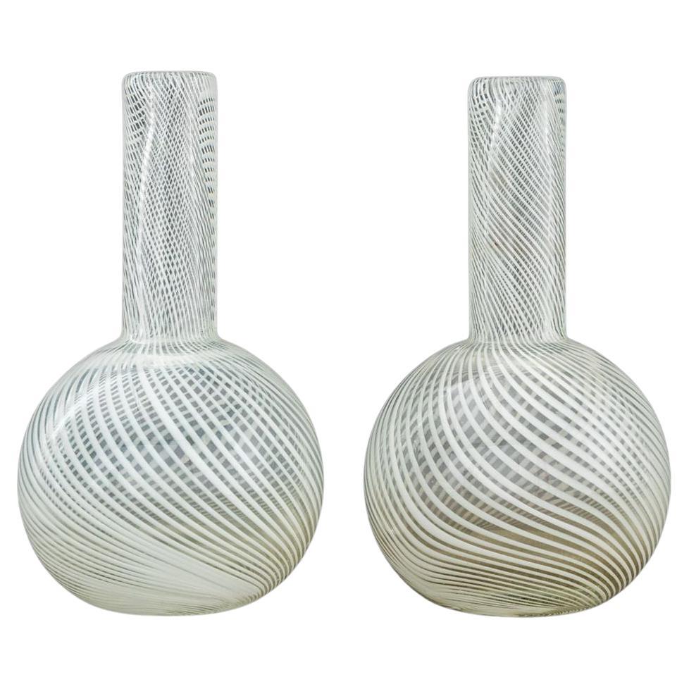 Venini Style Klarglas-Flaschenvasen, Paar im Angebot