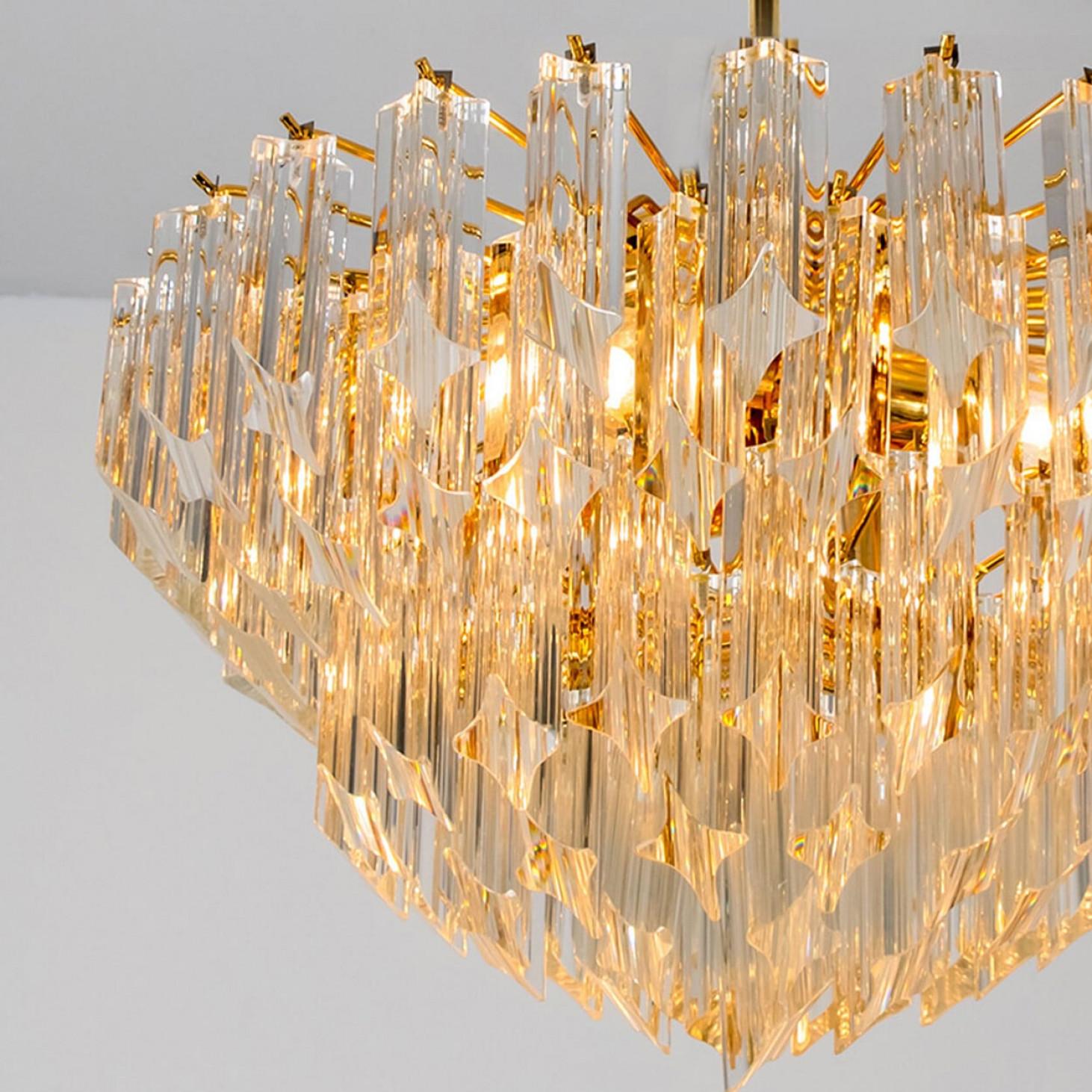 Altro Venini Style Clear Gold Glass Messing Chandelier in vendita