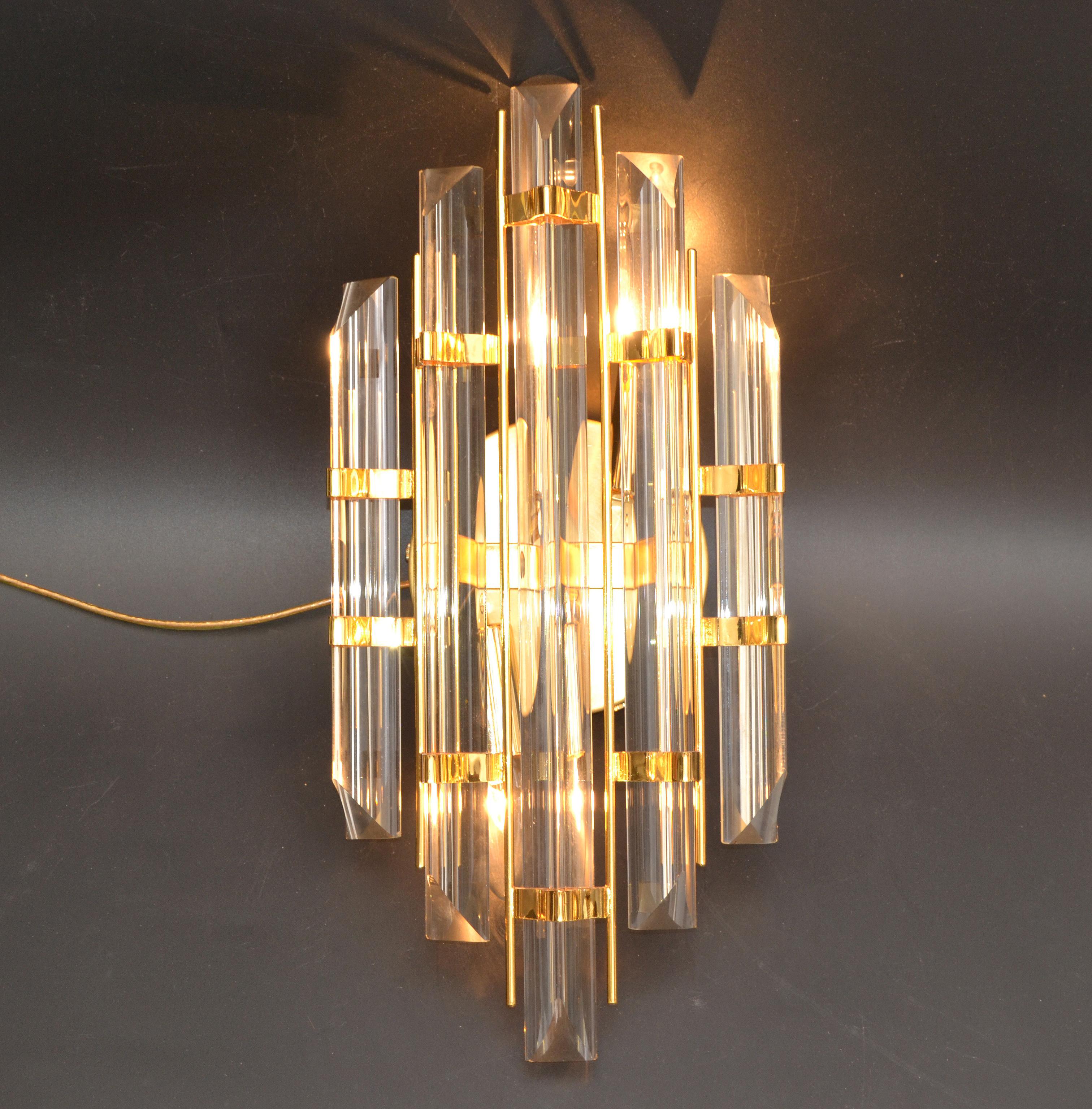 Venini Style Crystal & Brass Sconces Mid-Century Modern, Italy, 1970, Pair For Sale 1